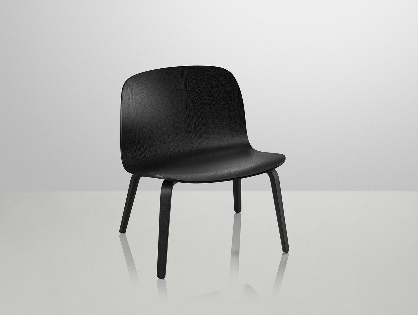 Visu Lounge Chair by Muuto - Black Ash