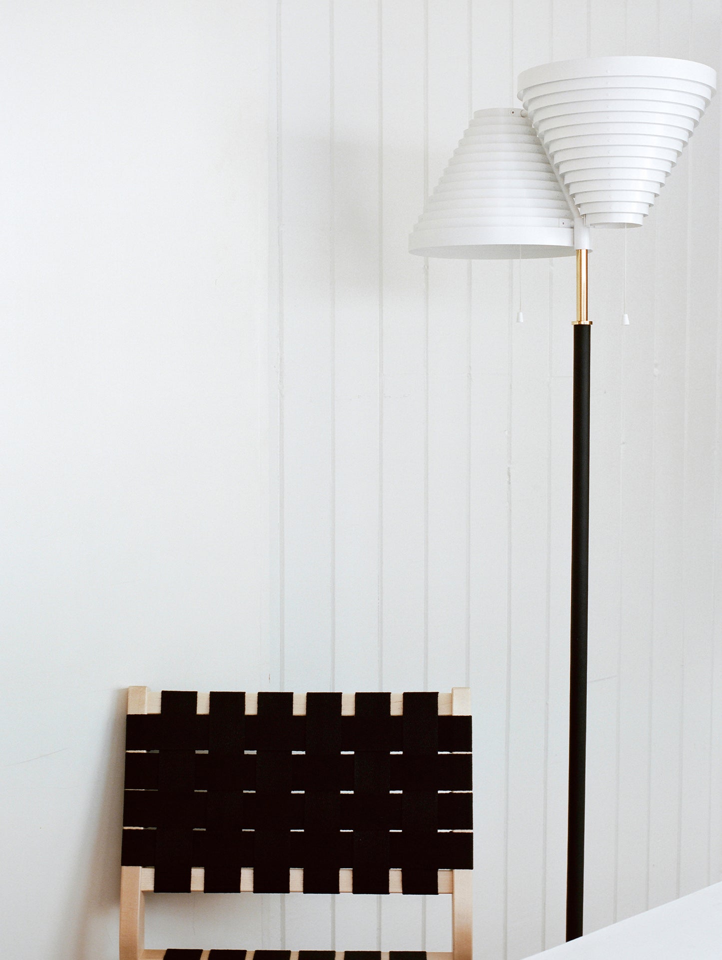 A810 Floor Light by Artek - Brass Tube