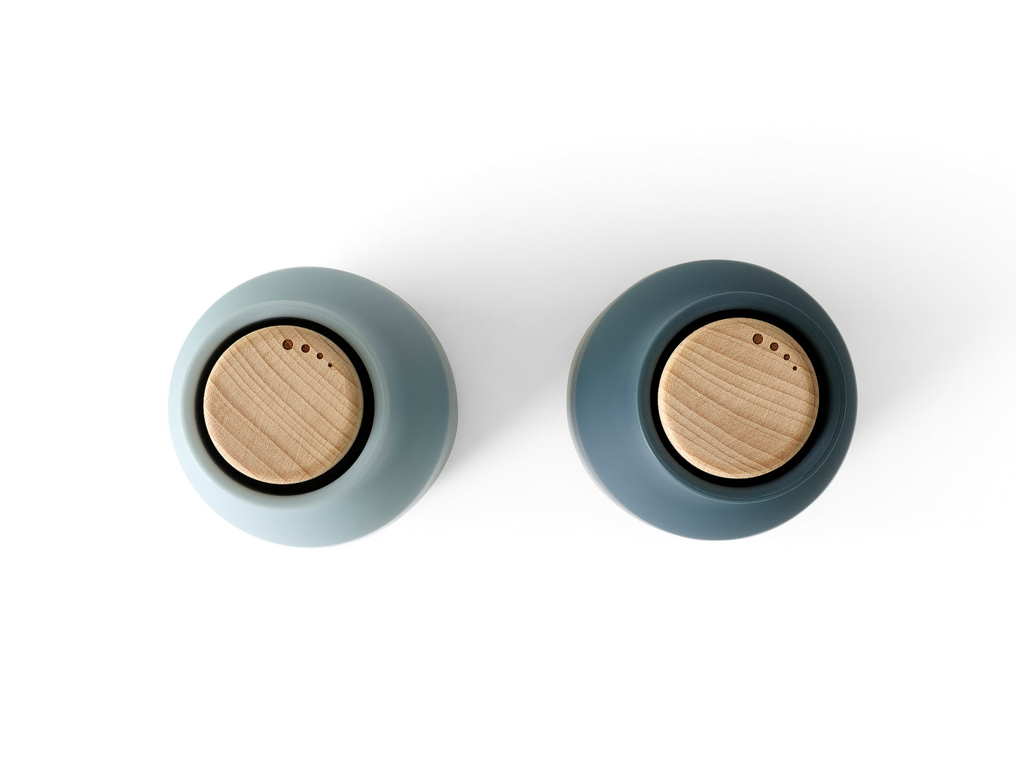 Blues Bottle Grinders (Beech top) by Menu