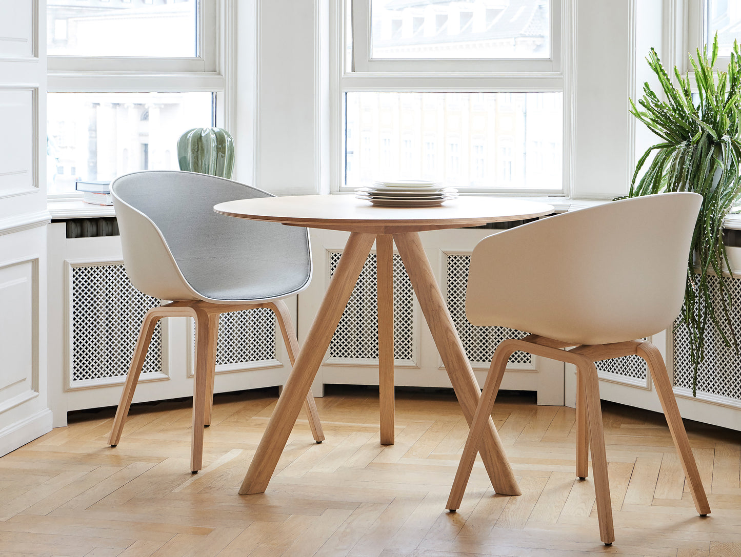 HAY CPH 20 Dining Table - Matt Lacquered Oak / Matt Lacquered Oak / 90 cm
