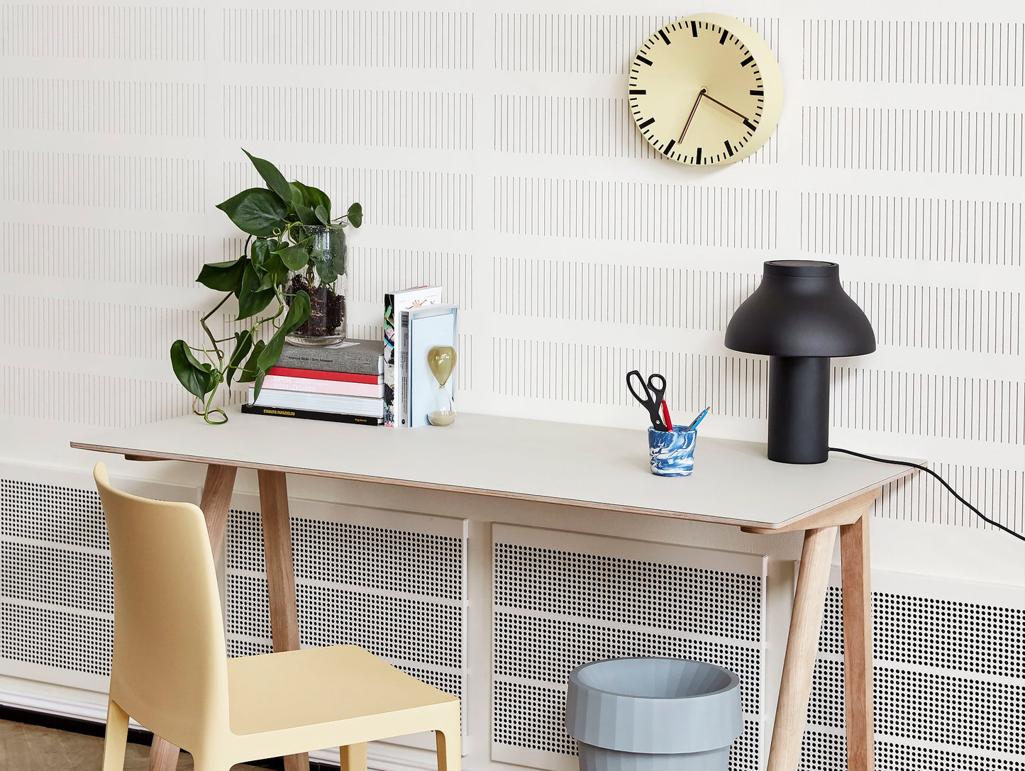 Copenhague Desk CPH90 by HAY - Off-White Laminate / Matt Lacquered Oak