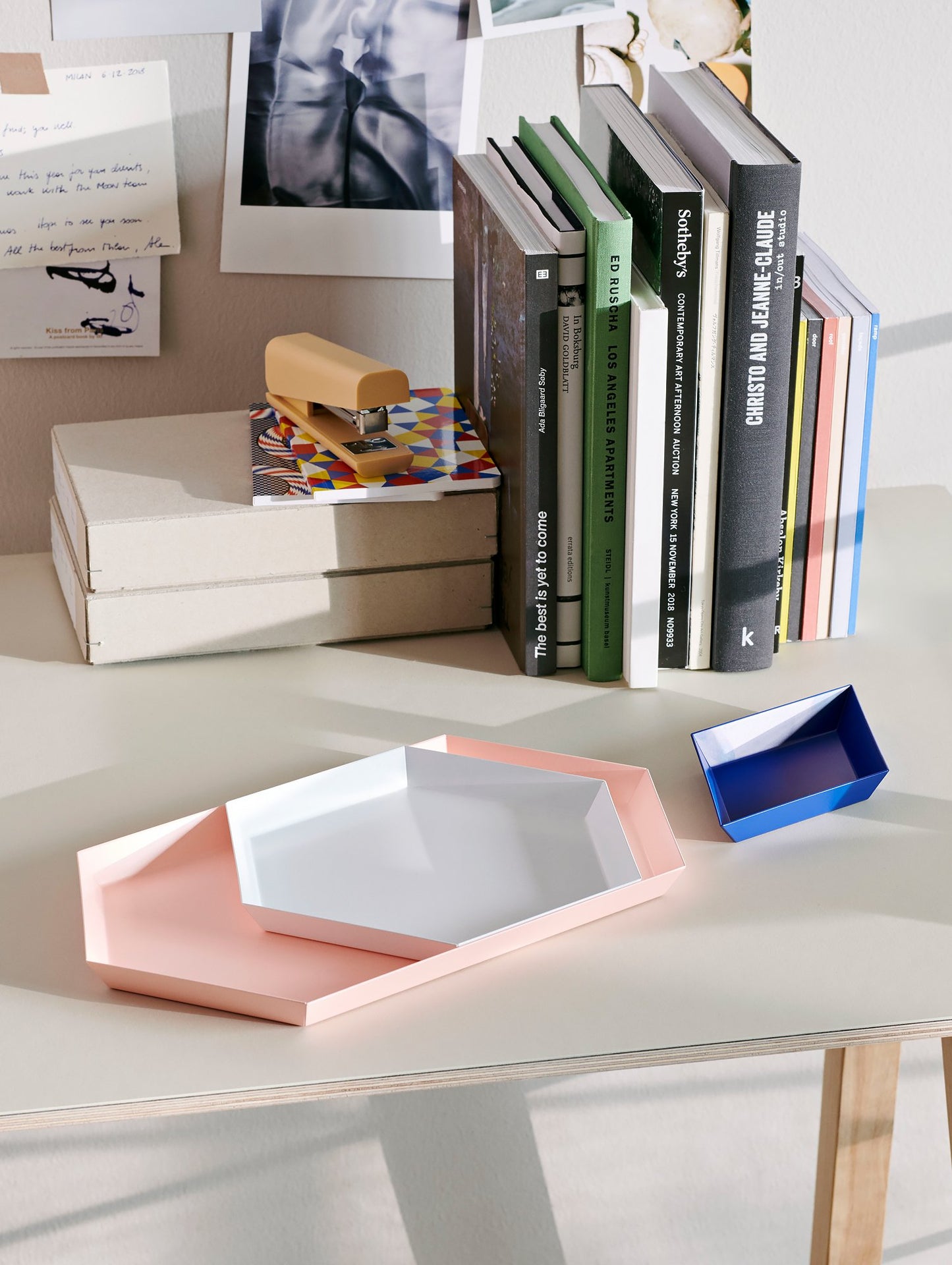 Copenhague Desk CPH90 by HAY - Off-White Laminate / Matt Lacquered Oak