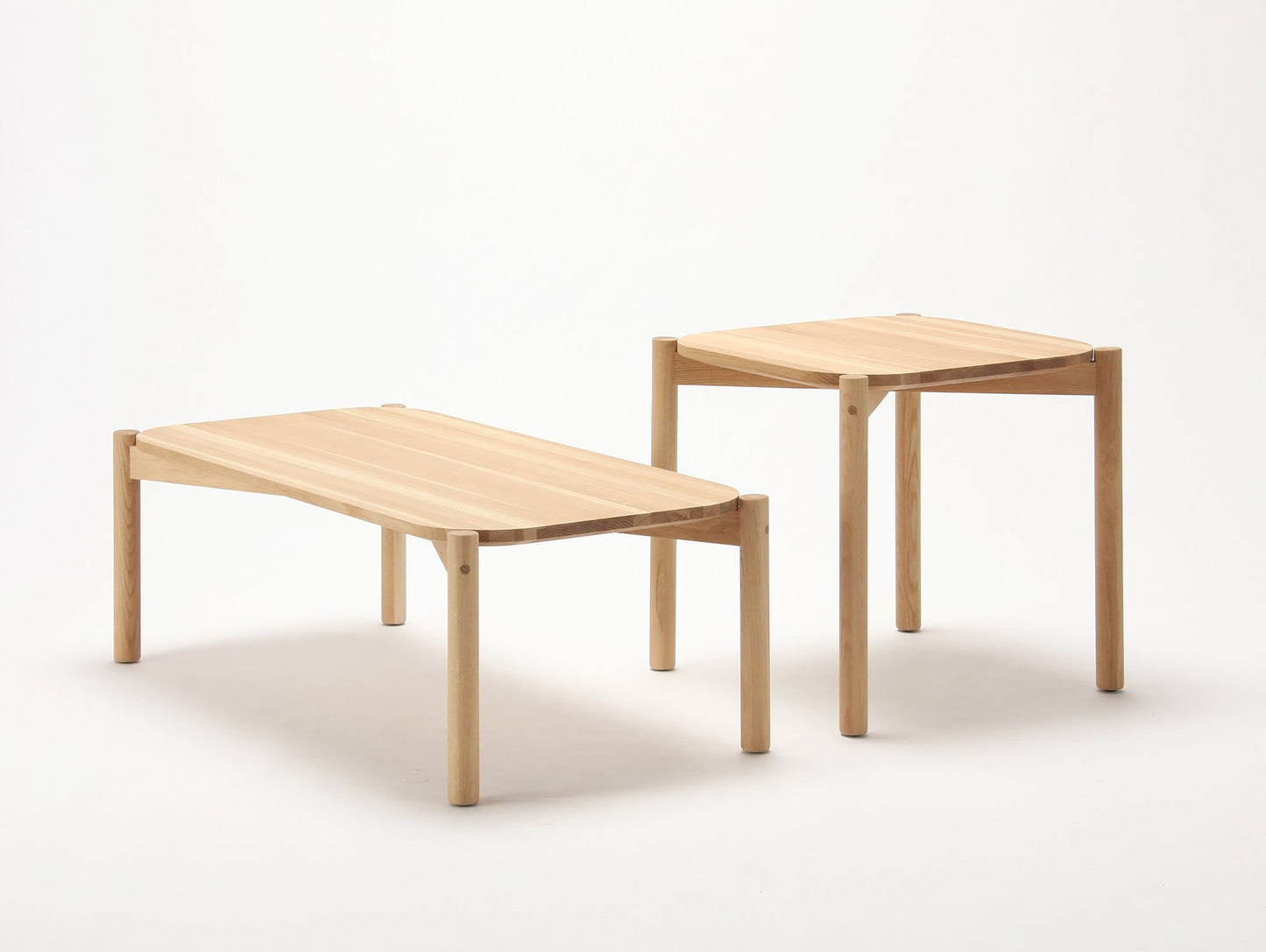 Karimoku New Standard - Castor Low Tables