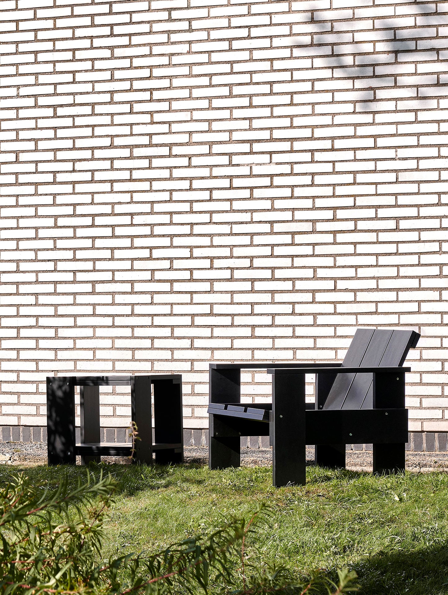 Crate Lounge Chair and Side Table by HAY - Black