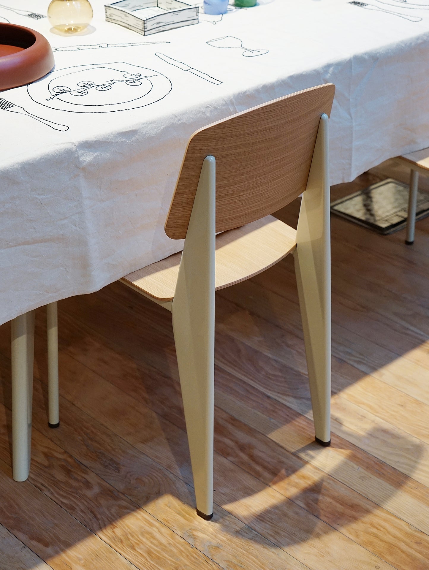 スタンダードチェア