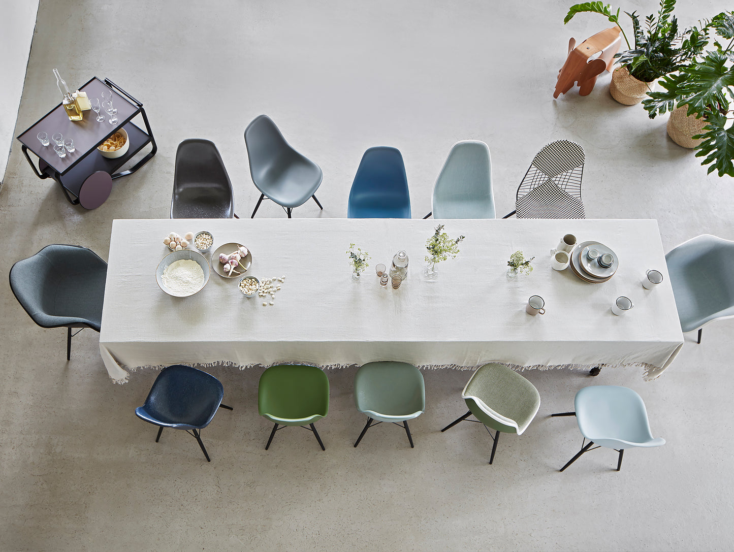 Vitra Eames DSW Plastic Side Chair