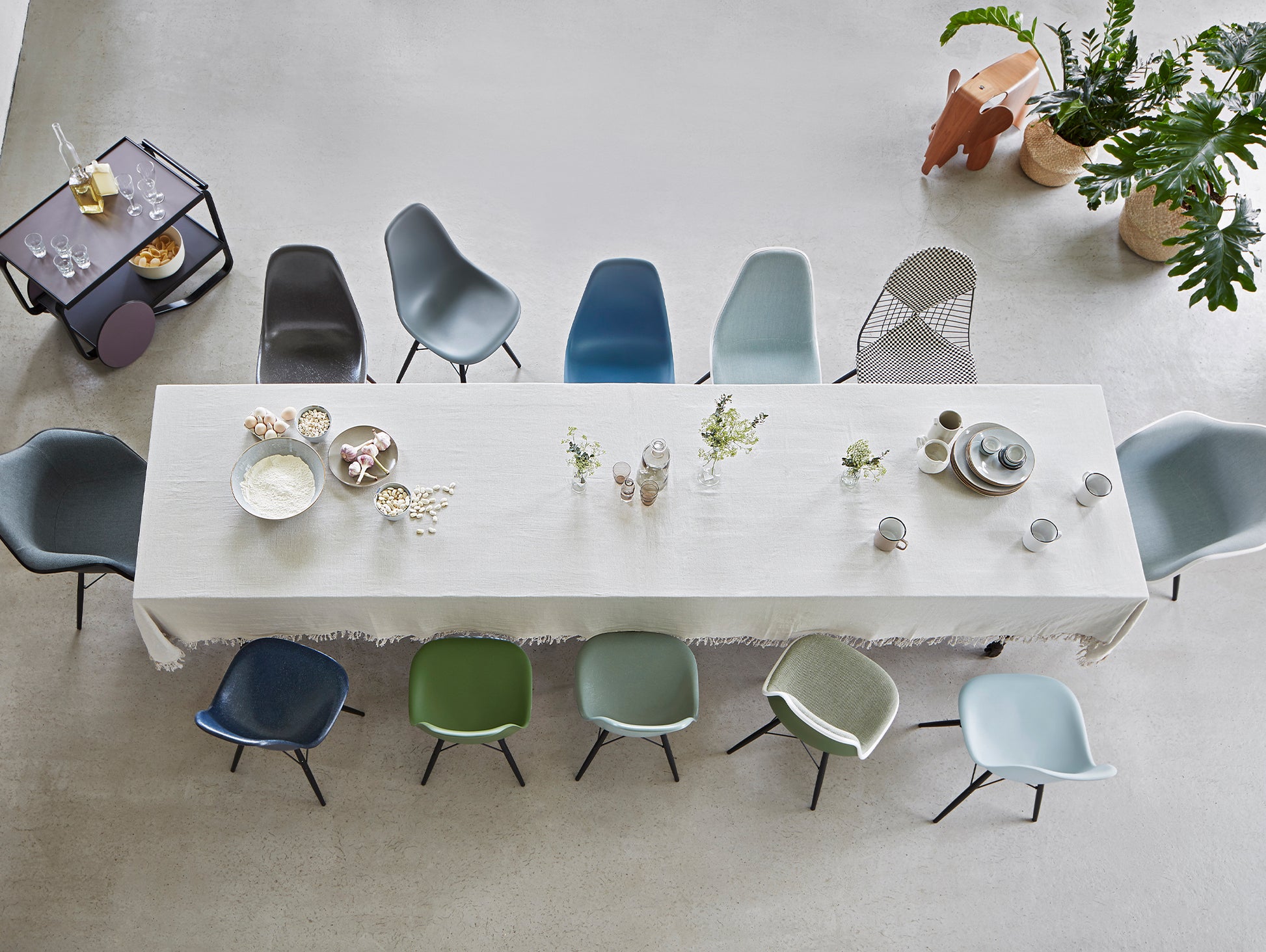 Eames Wire Chair DKR by Vitra