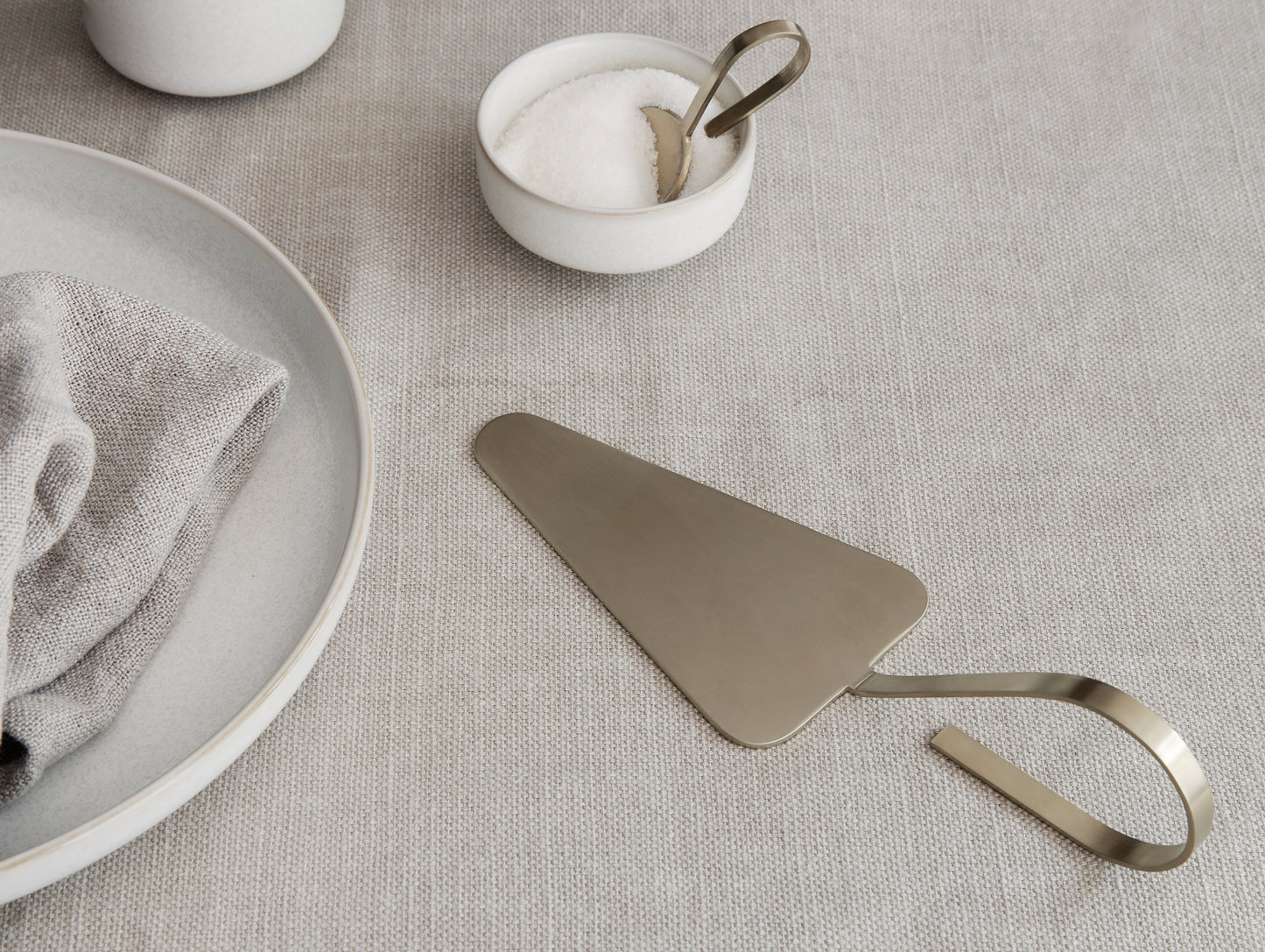 Fein Cake Server by Ferm Living