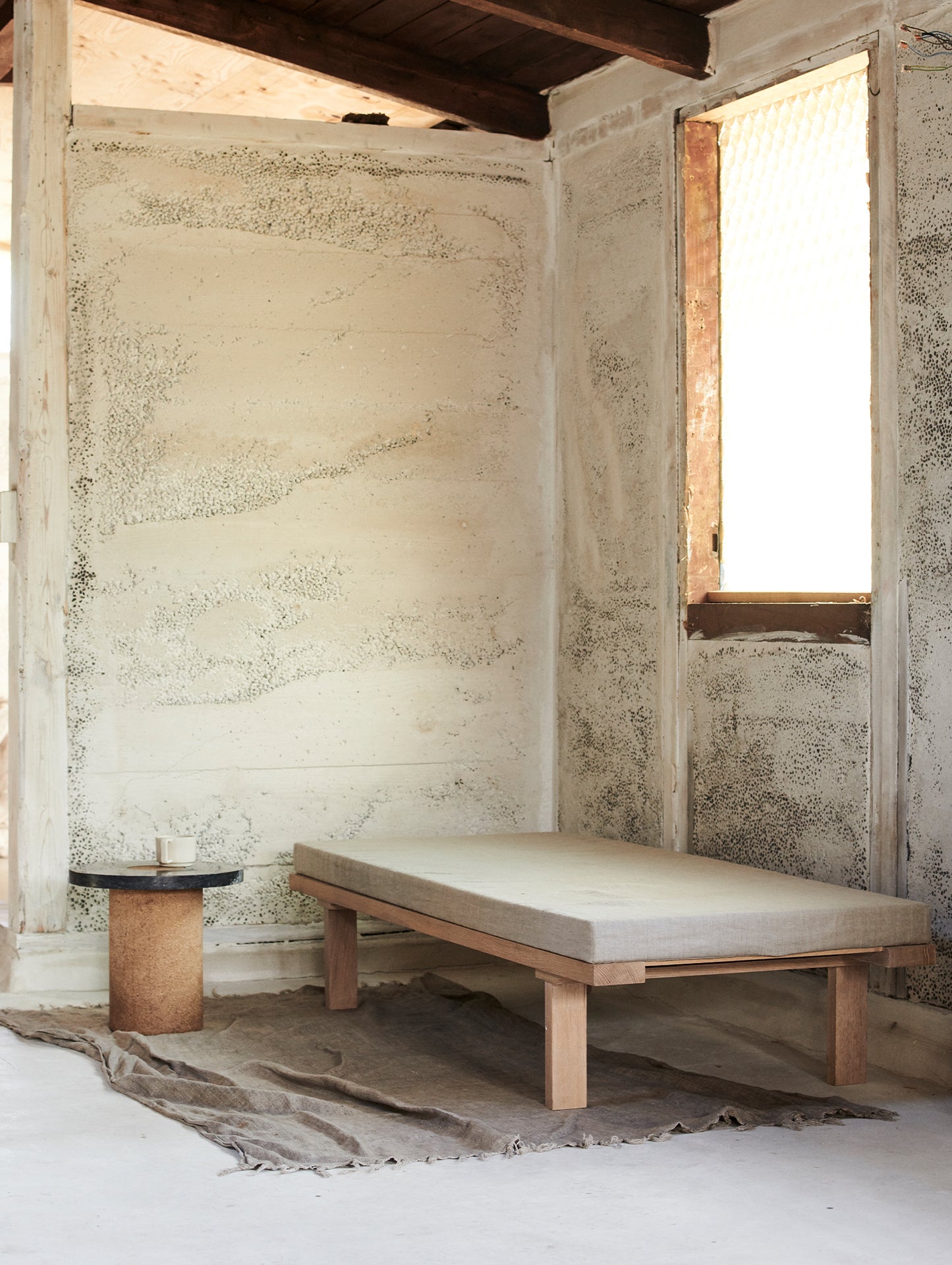 KR-180 Daybed