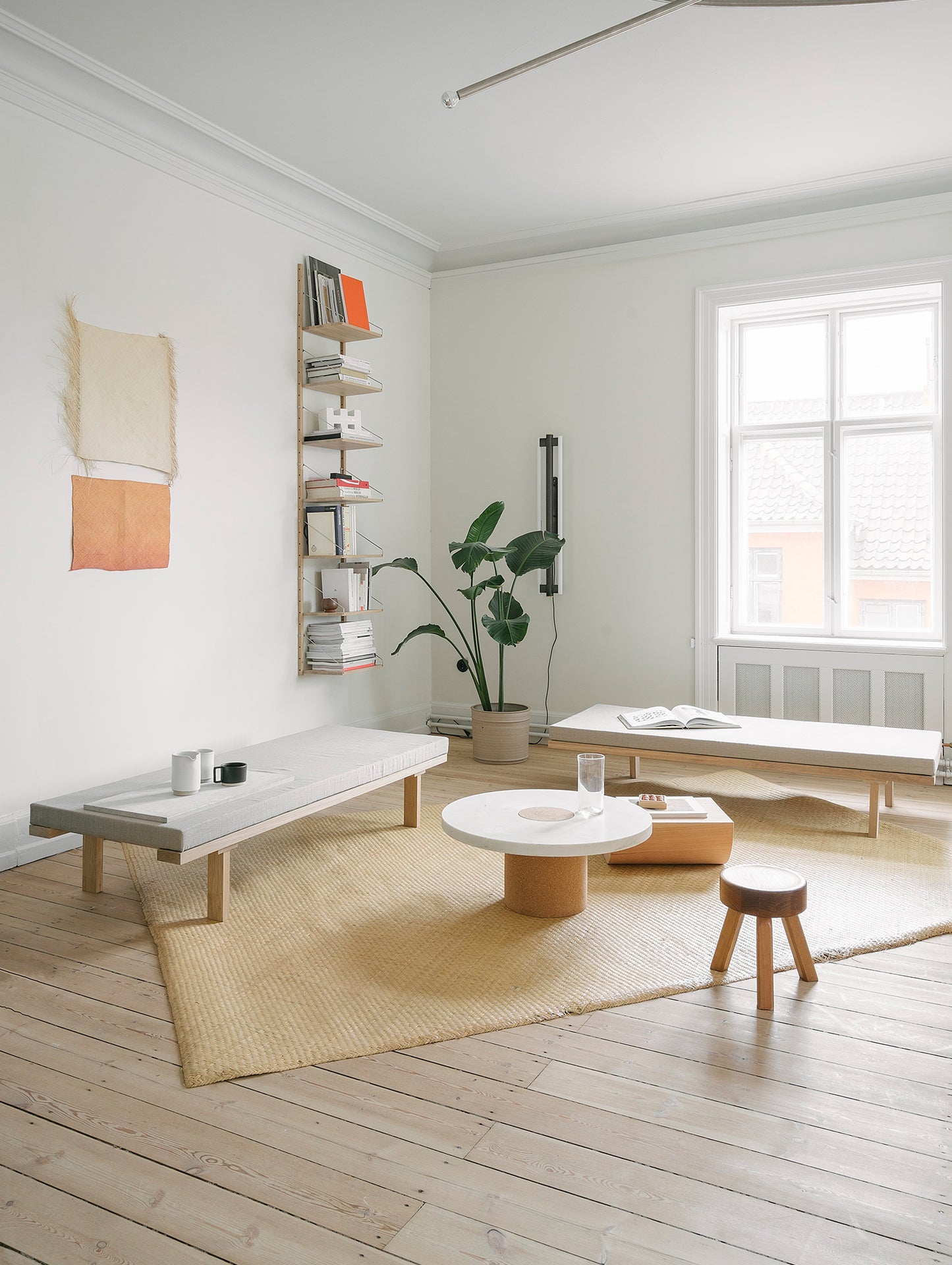 KR-180 Daybed by Frama