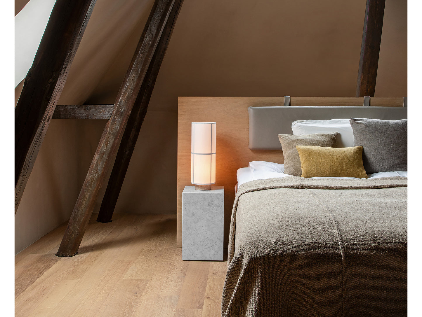 Hashira Table Lamp by Menu