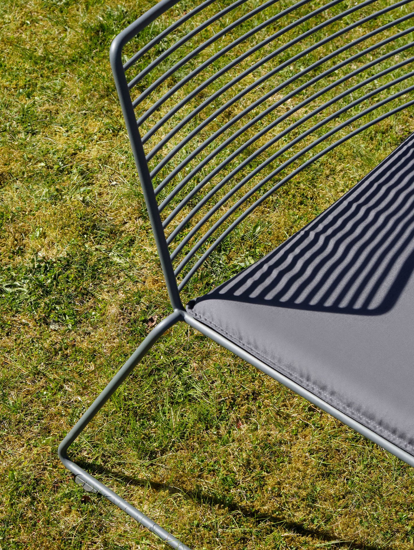Hee Lounge Chair Seat Cushion by HAY - Anthracite Olefin