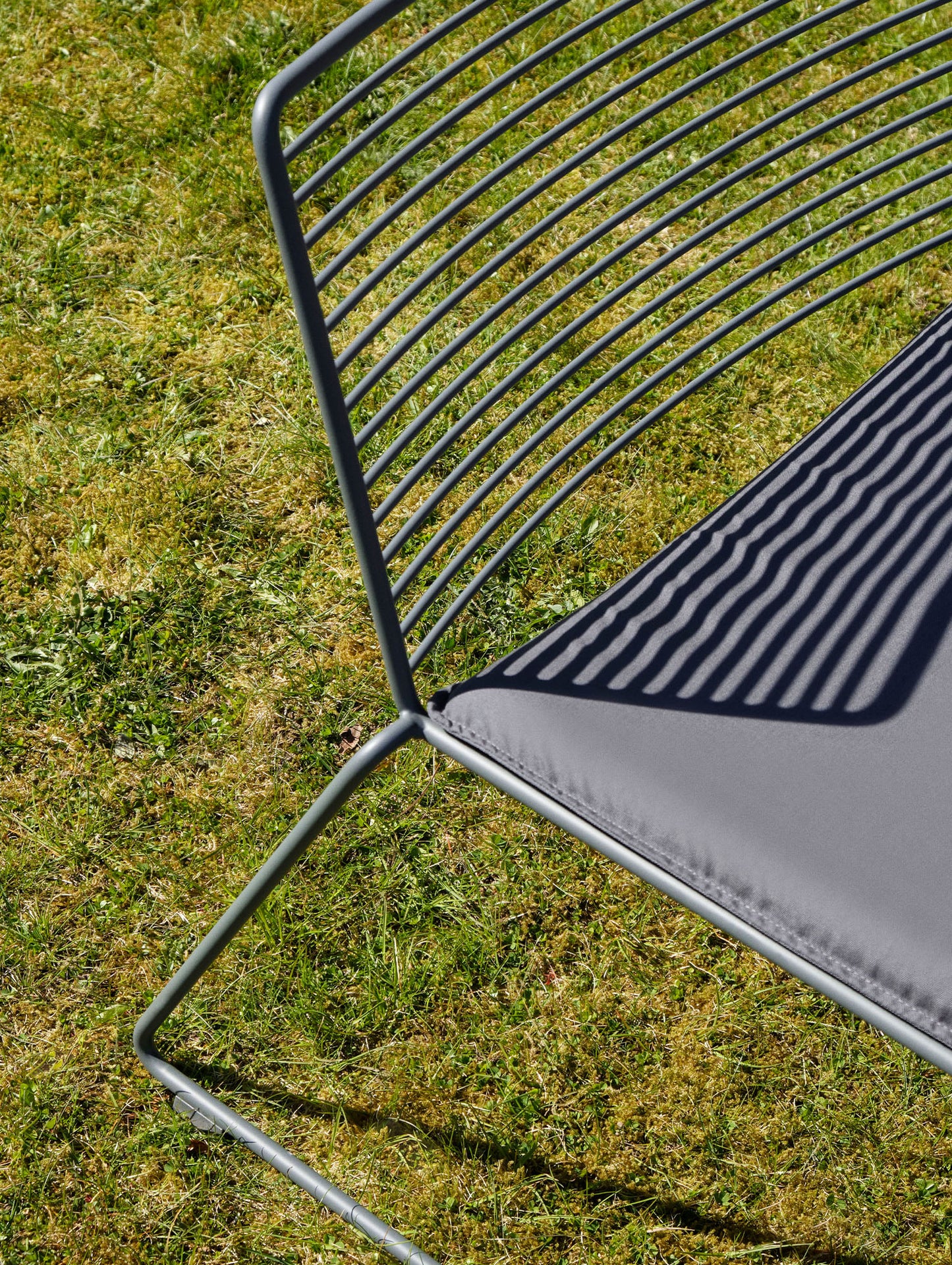 Hee Lounge Chair Seat Cushion by HAY - Anthracite Olefin