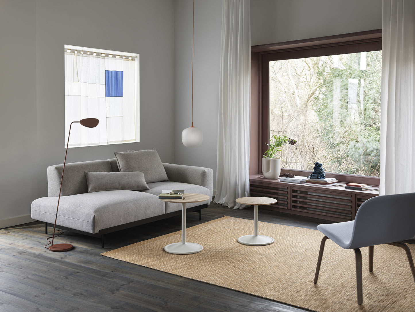 Soft Side Table by Muuto - Oak Top and Off-White Base