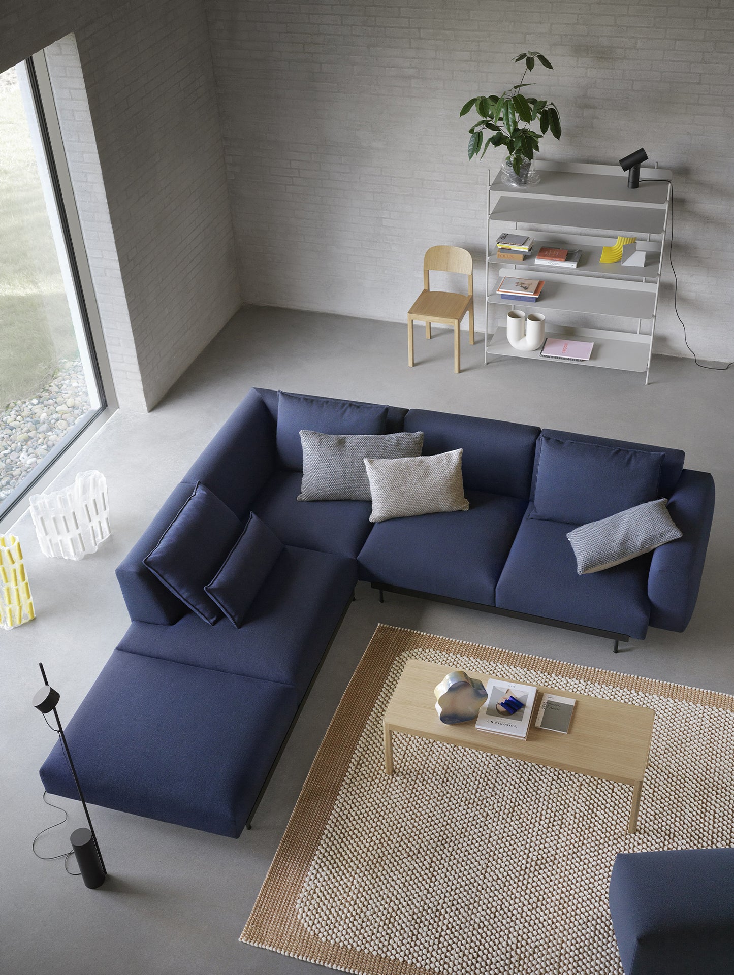 Workshop Coffee Table by Muuto - 120 x 43 cm / Lacquered Oak
