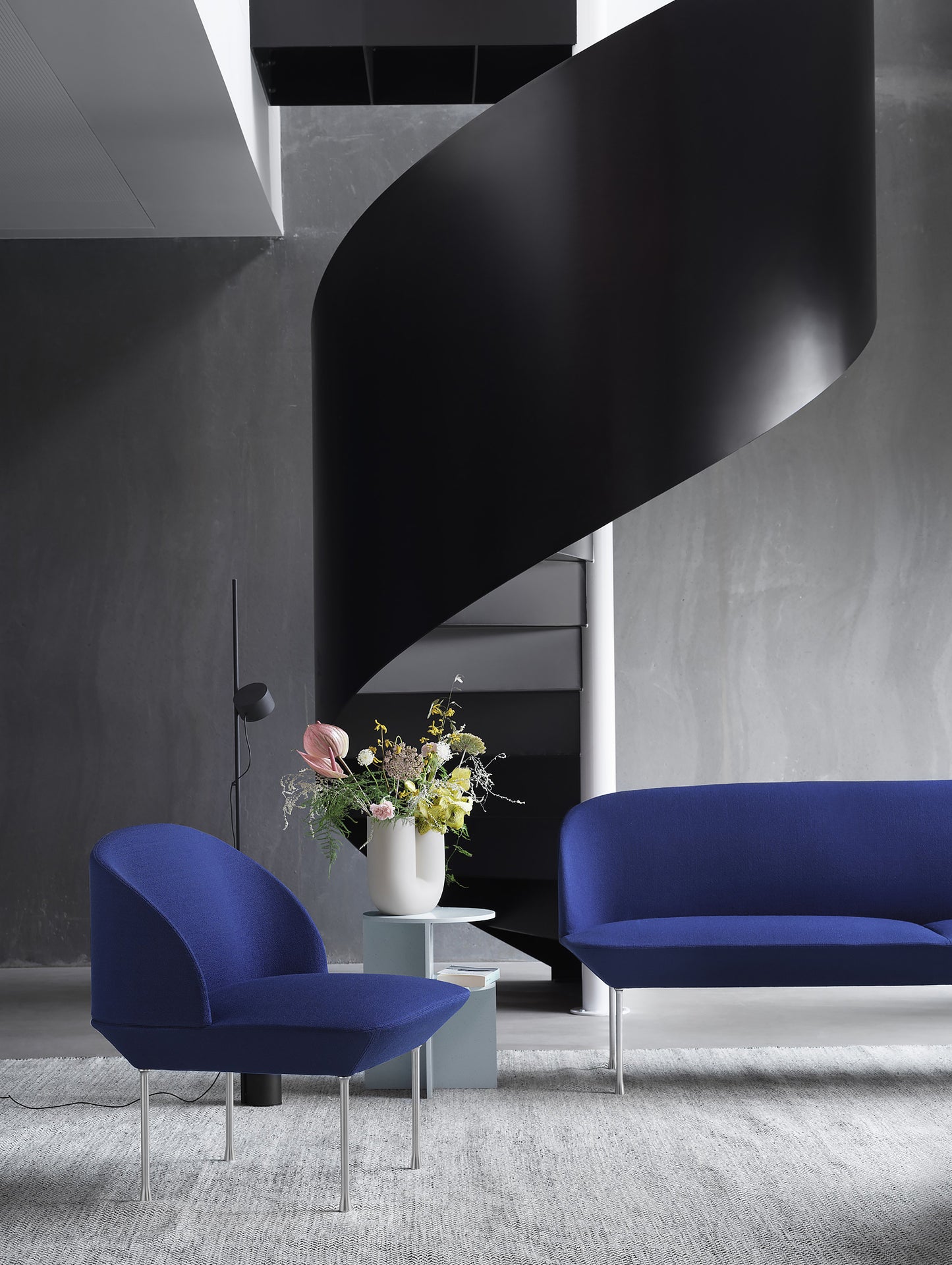 Sand Kink Vase by Muuto