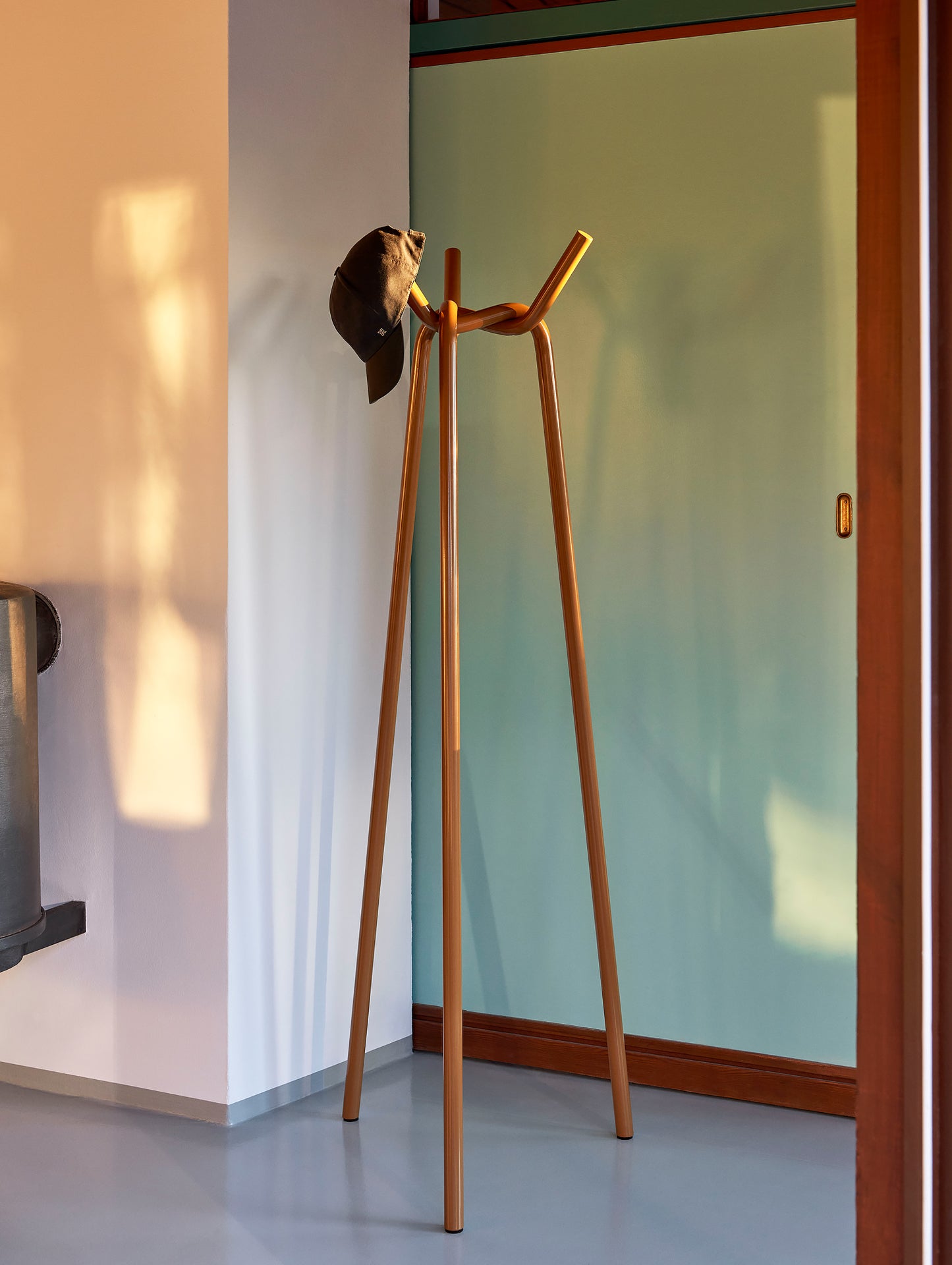 Toffee Knit Coat Stand by HAY