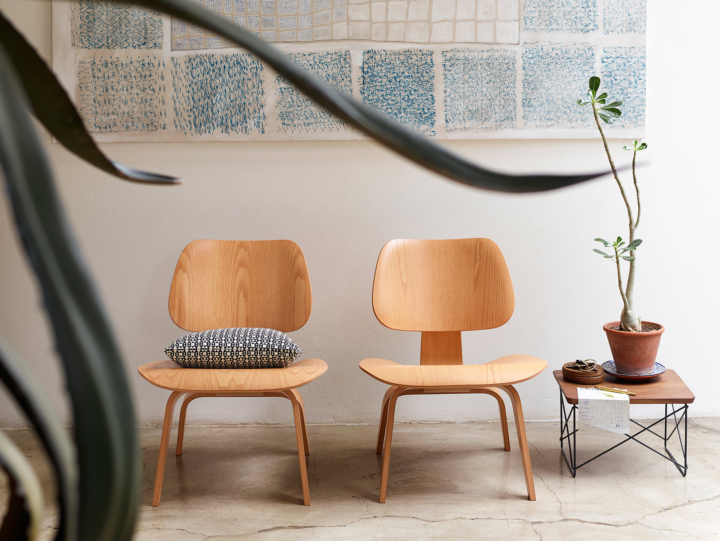Vitra Eames Occasional Table LTR, Black Base, Walnut Top