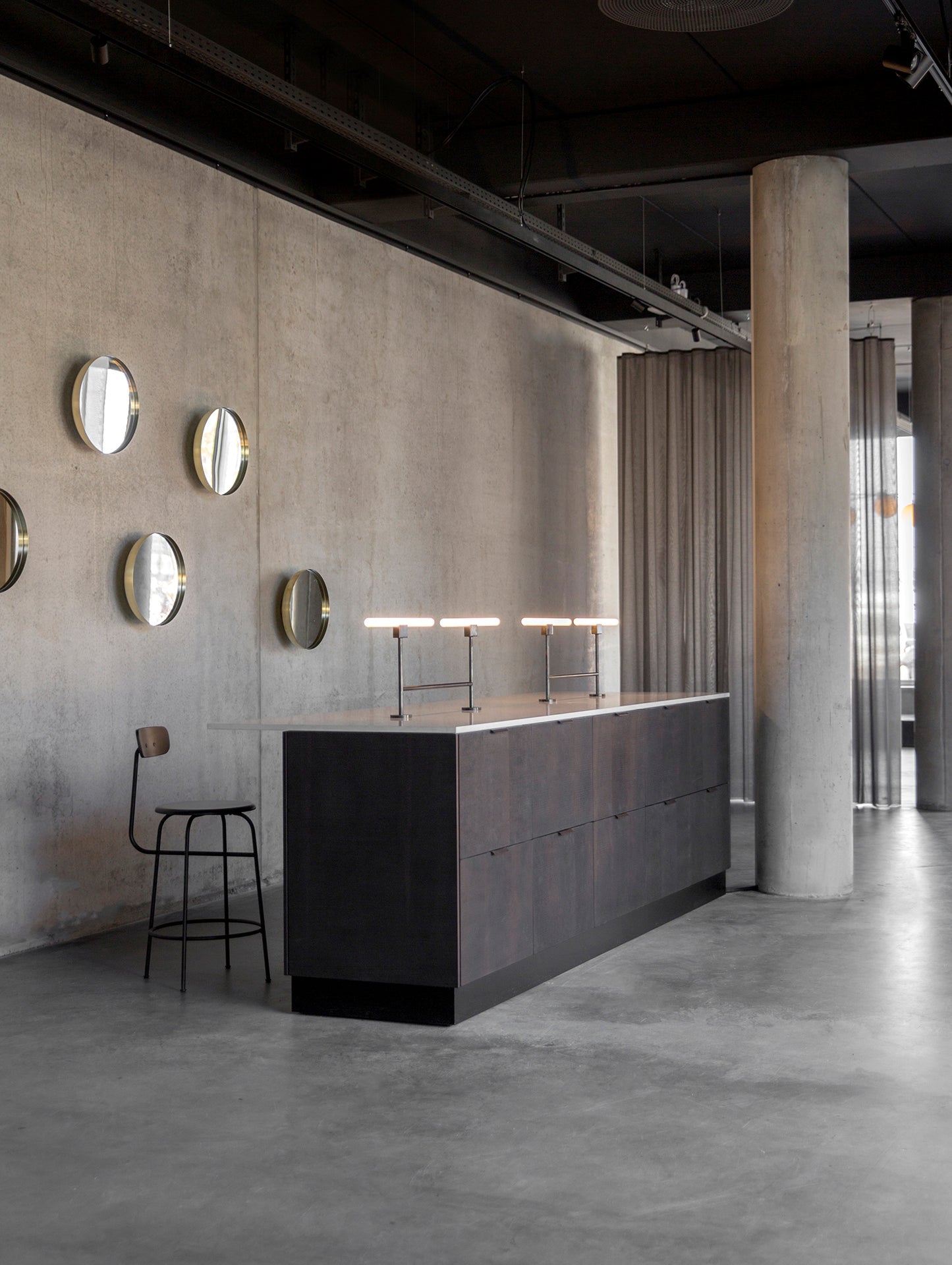 Afteroom Bar/Counter Stool