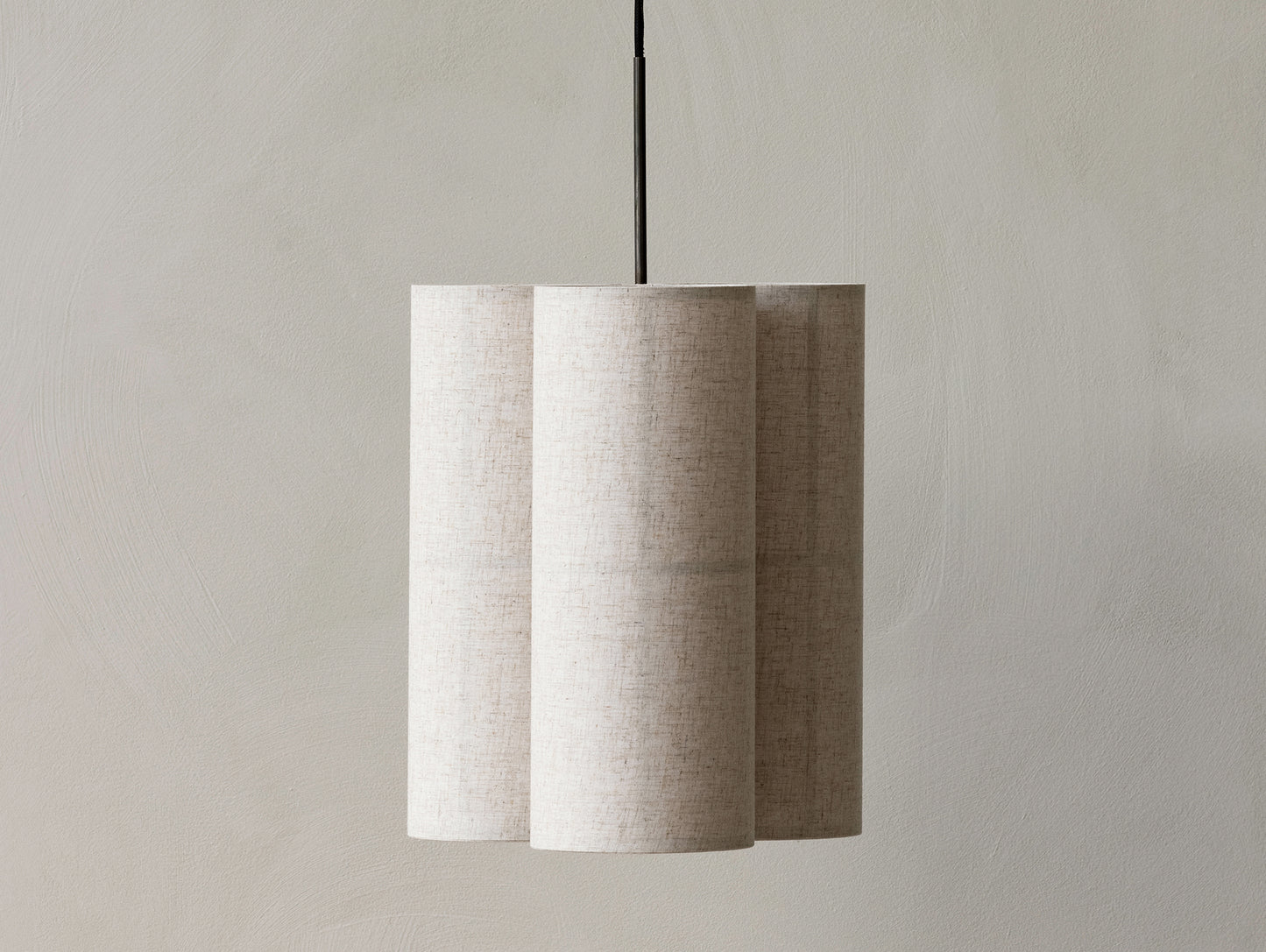 Hashira Pendant Cluster by Menu - Small (Diameter: 32 cm) / Raw Linen