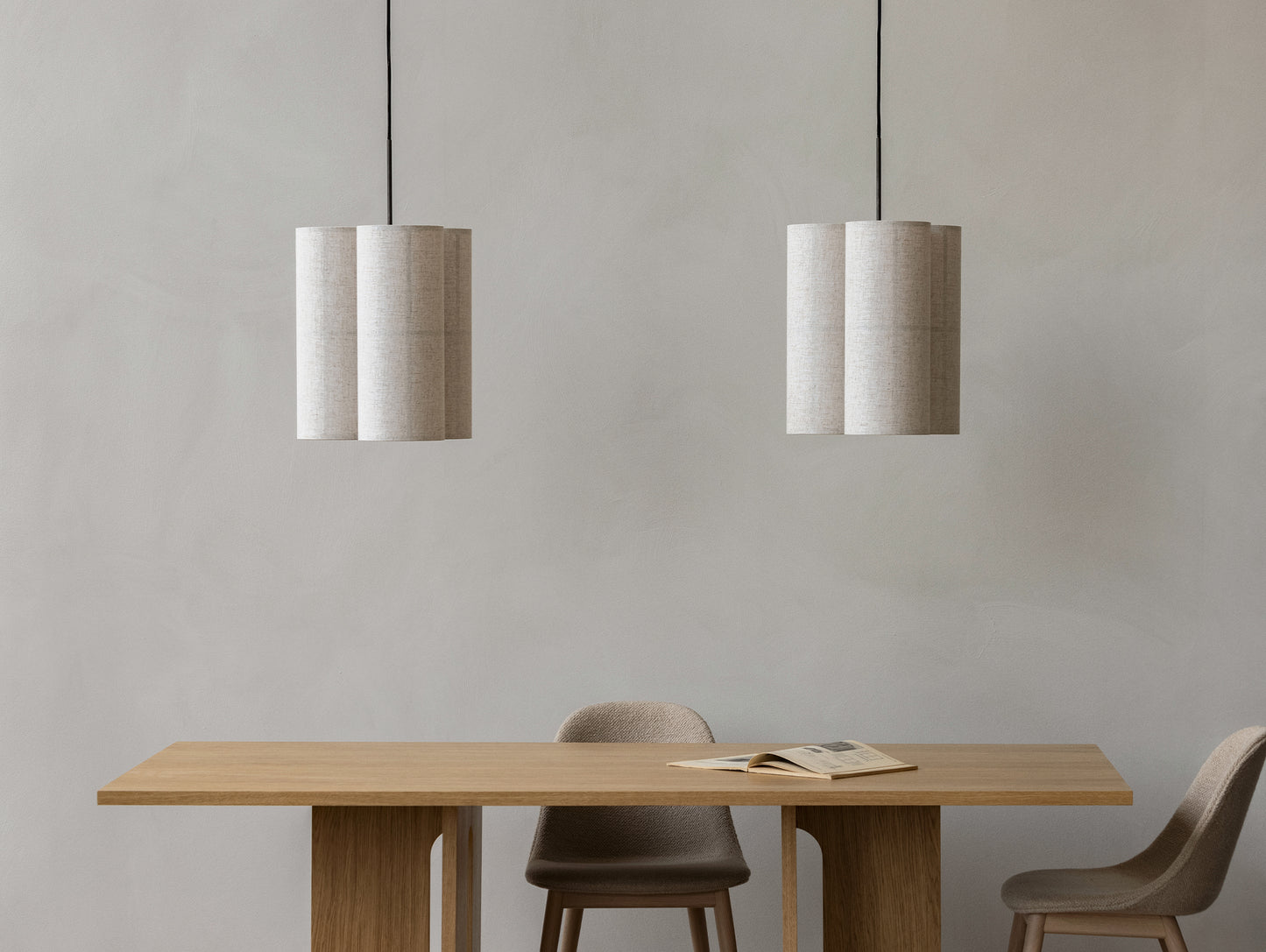 Hashira Pendant Cluster by Menu - Small (Diameter: 32 cm) / Raw Linen