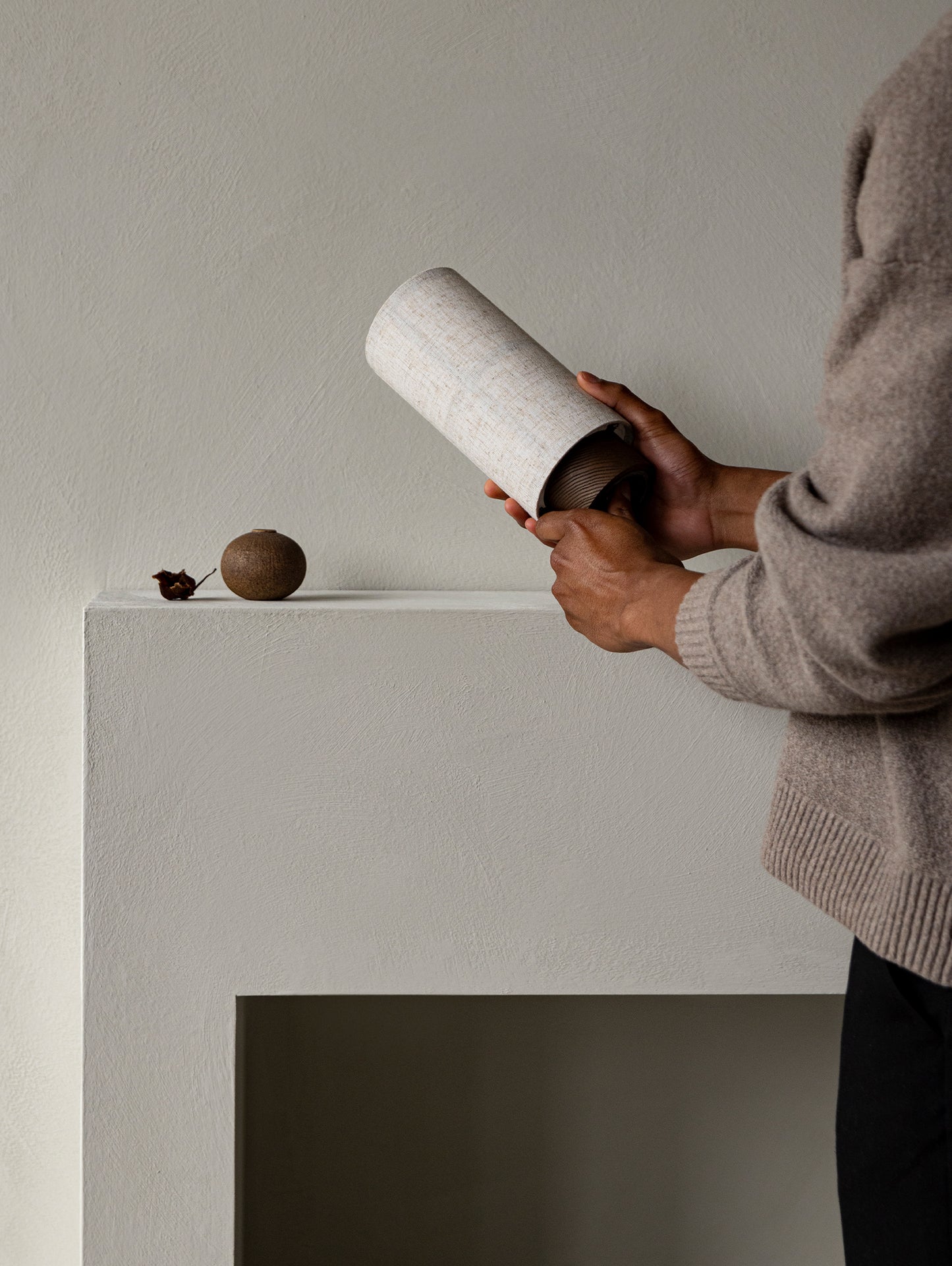 Hashira Table Lamp by Menu - Raw Linen