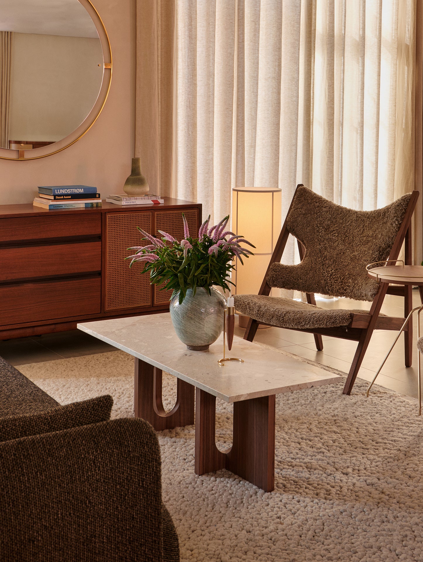 Androgyne Lounge Table