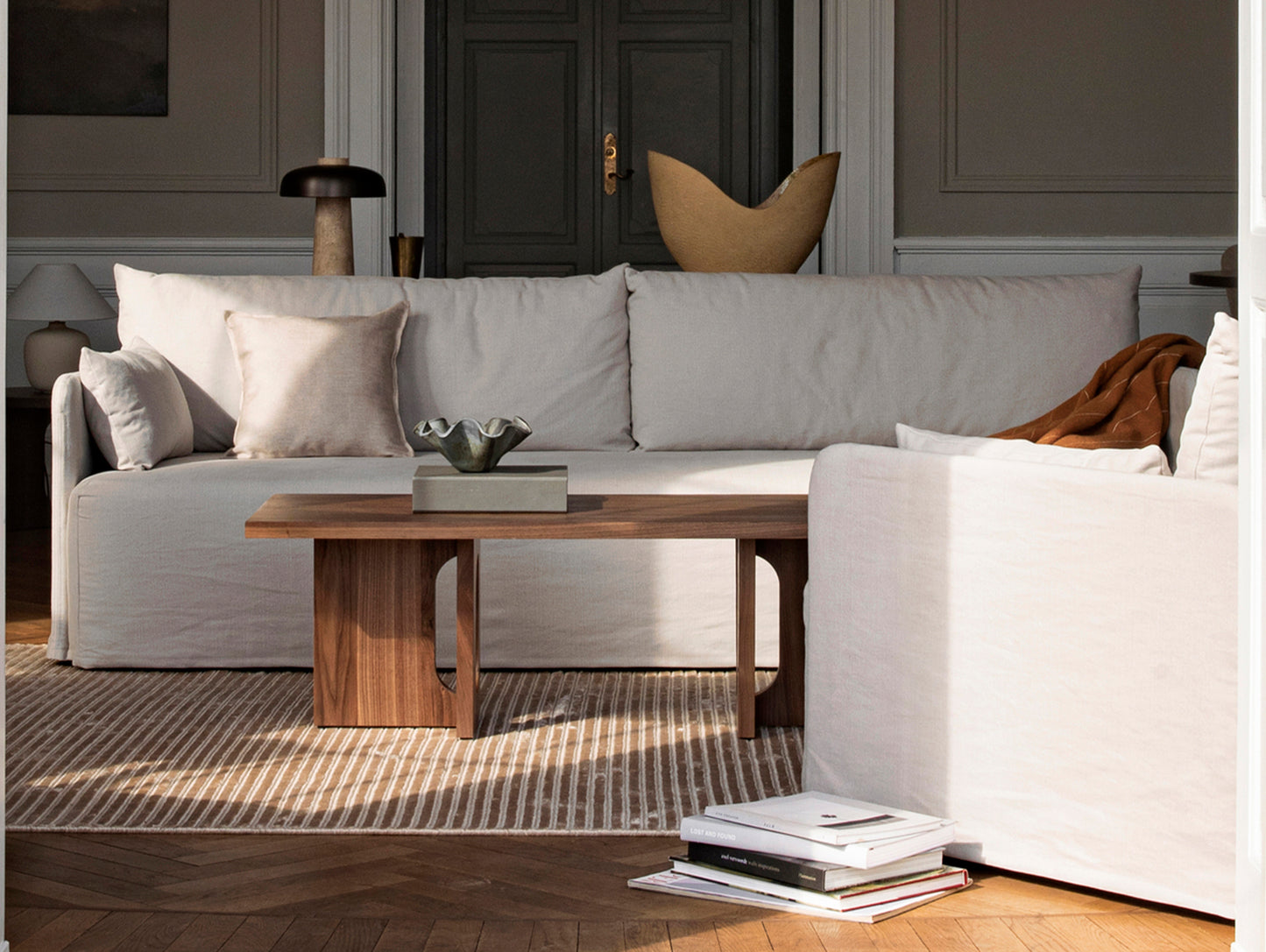 Androgyne Lounge Table