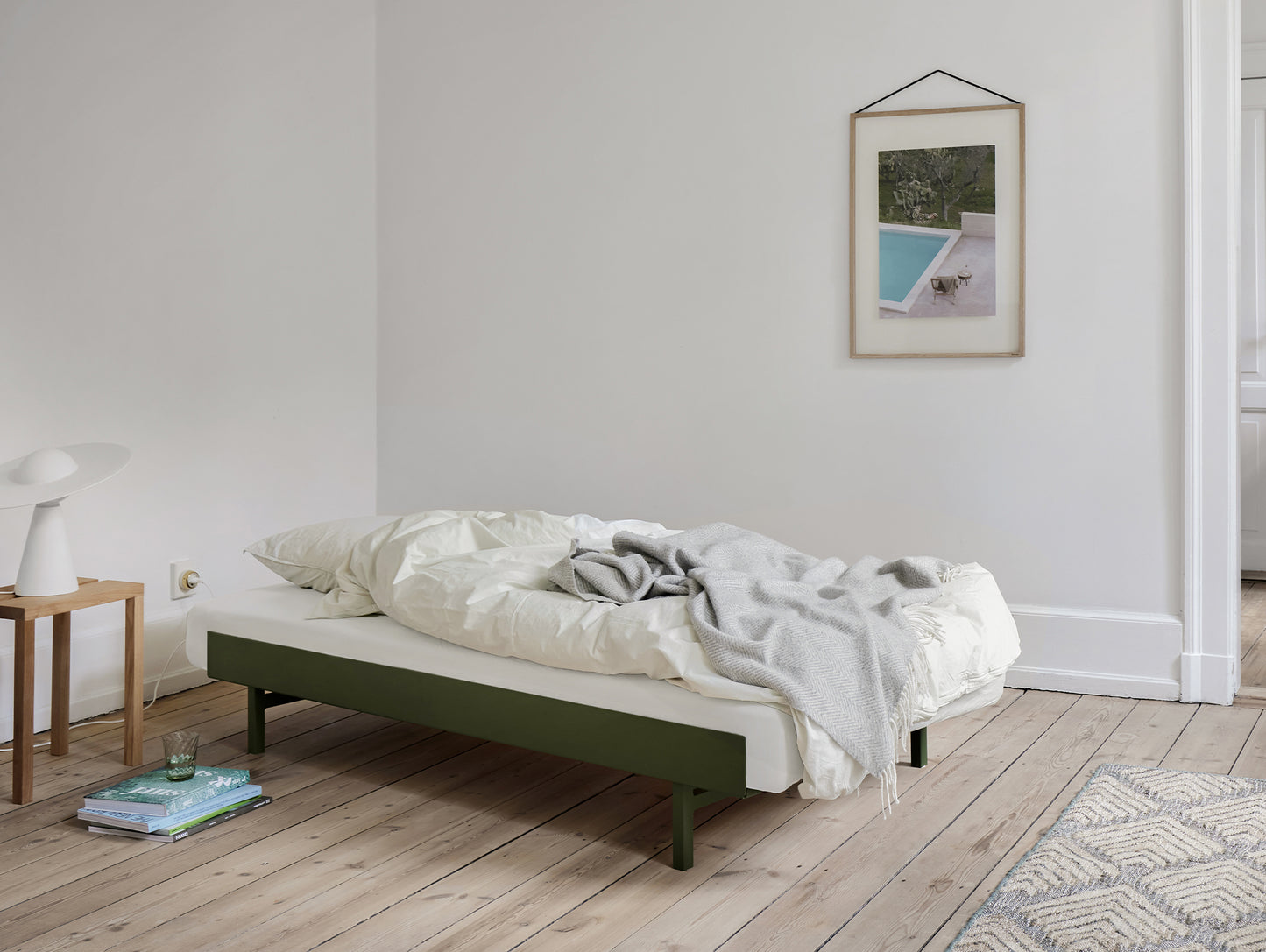 Moebe Expandable Bed - 90 to 180 cm / Pine Green