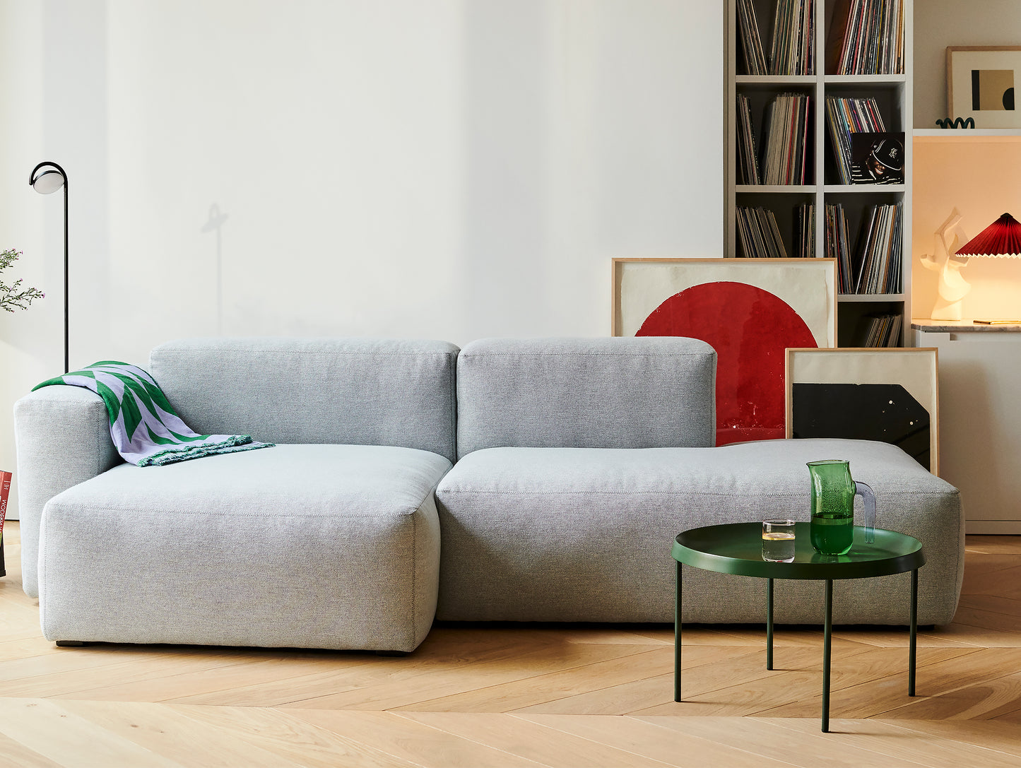Mags Soft 2.5 Seater Sofa (Low Armrest) by HAY / Combination 3 in Mode 002 Intaglio