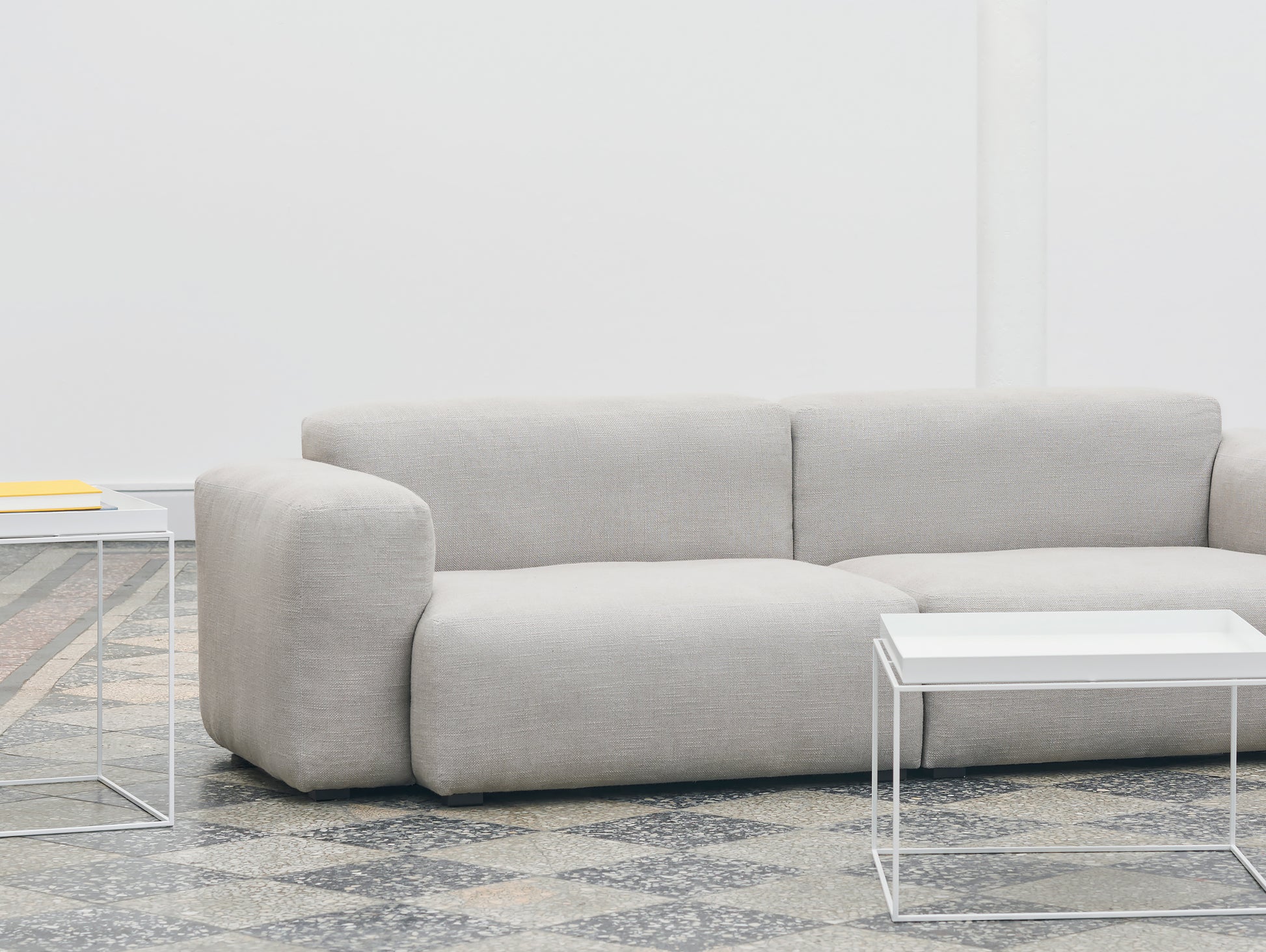 Mags Soft 2.5 Seater Sofa (Low Armrest) Roden Chamois 04