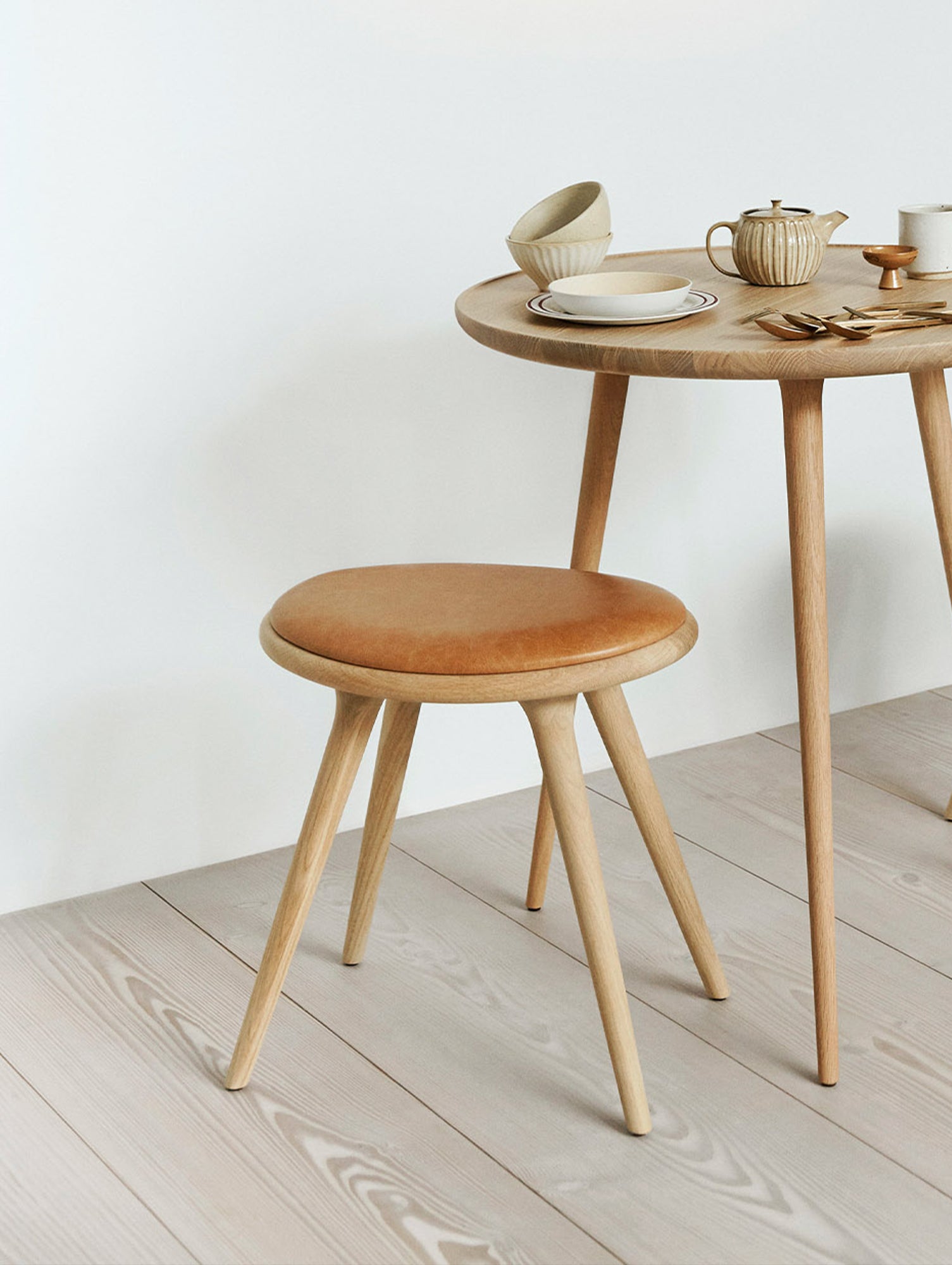 Stool by Mater - Low Stool (H 47cm) / Soaped Oak