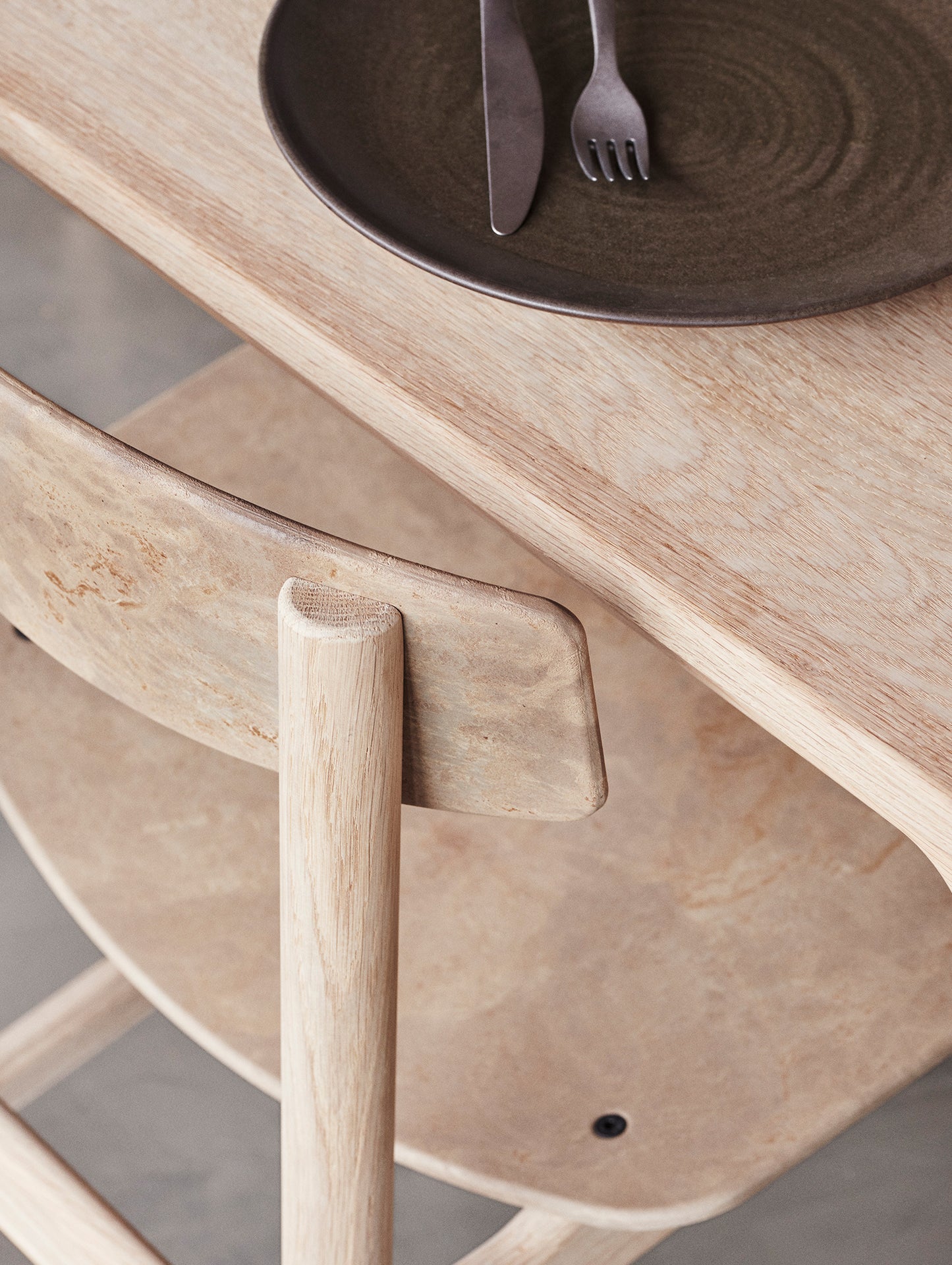 Conscious Chair 3162 by Mater - Soaped Oak / Coffee Waste Light