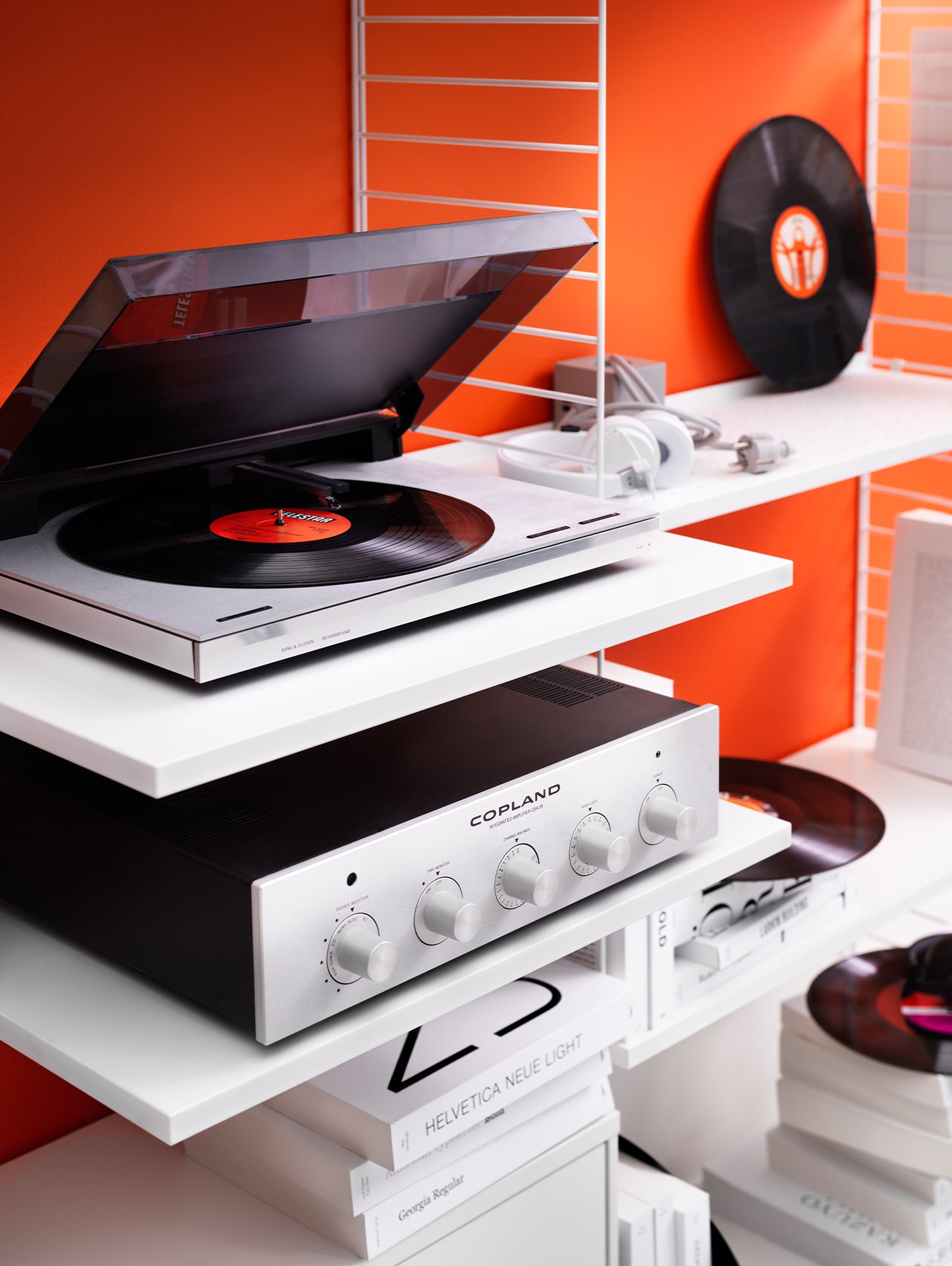 String Media Shelf
