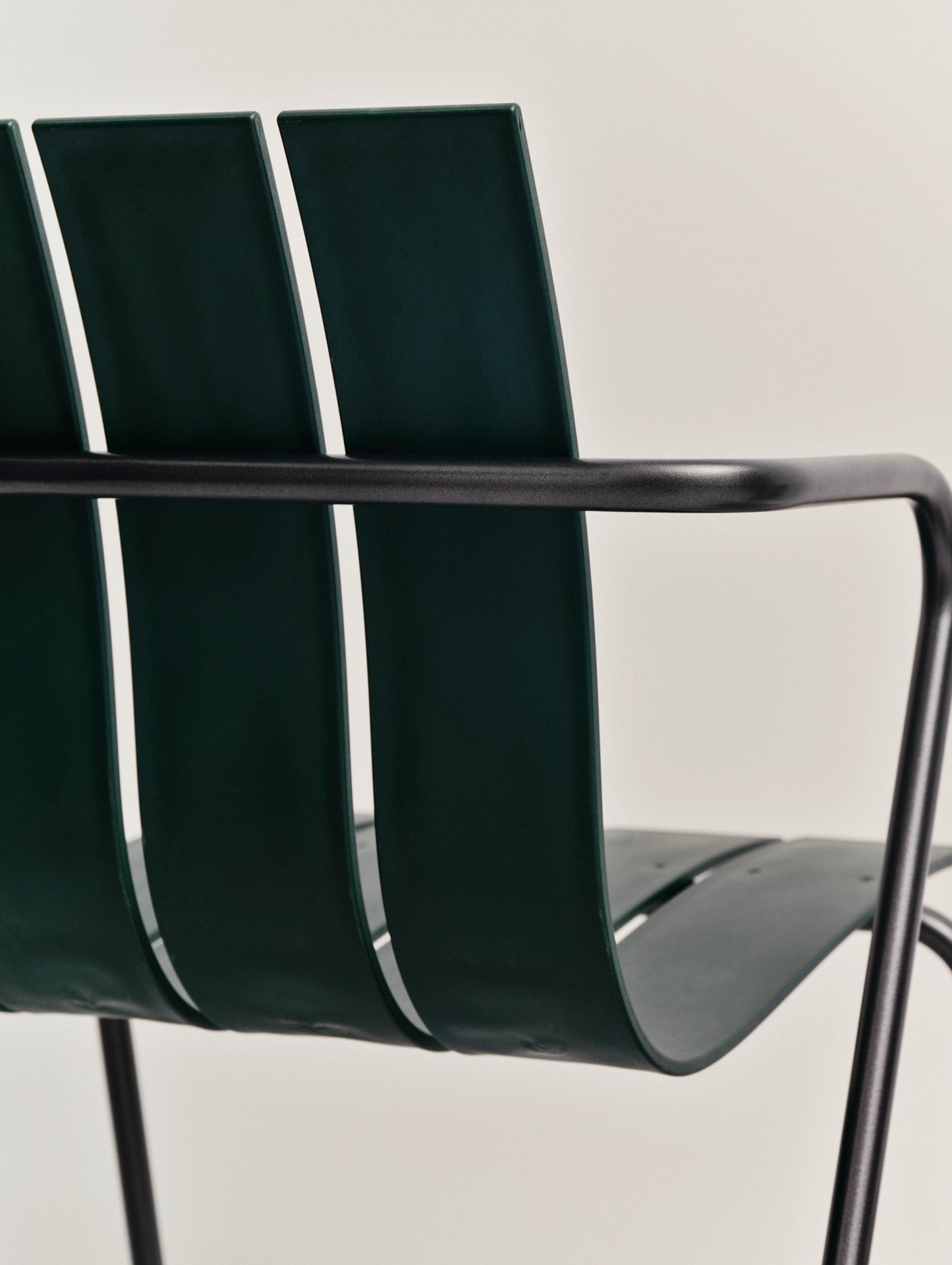 Ocean Chair by Mater - Green OC2