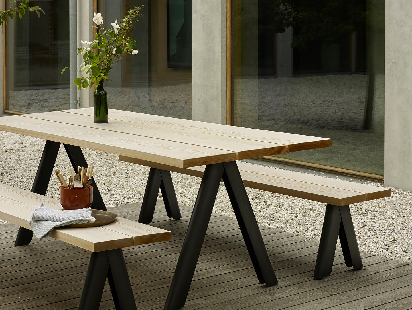 Overlap Outdoor Bench by Skagerak