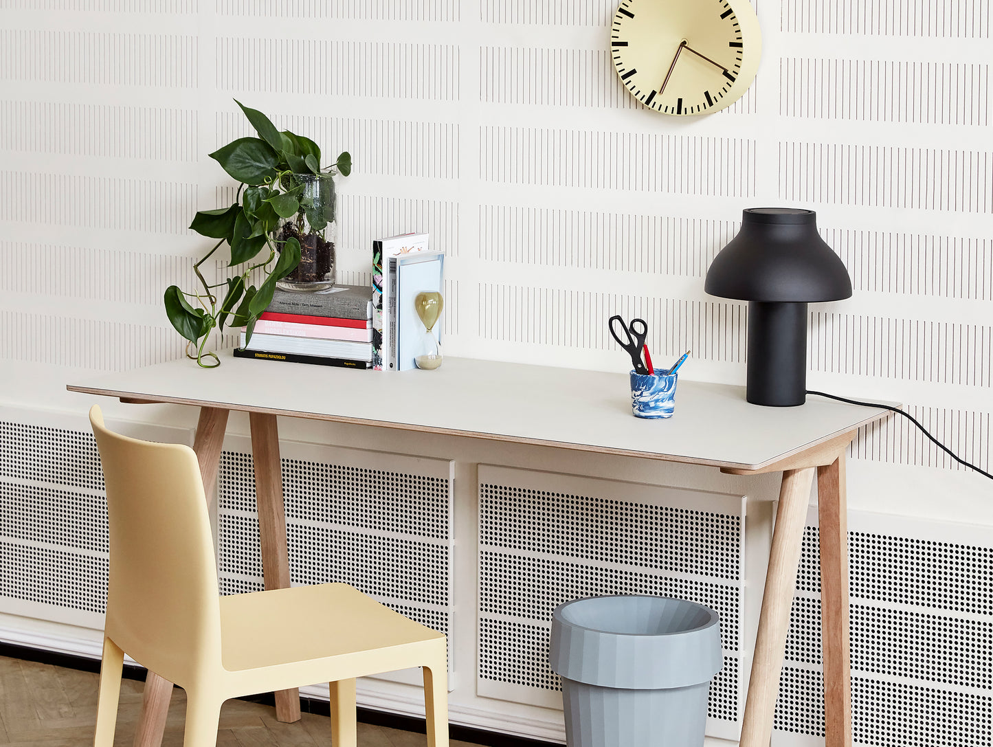 HAY PC Table Lamp - Small, Soft Black Aluminium