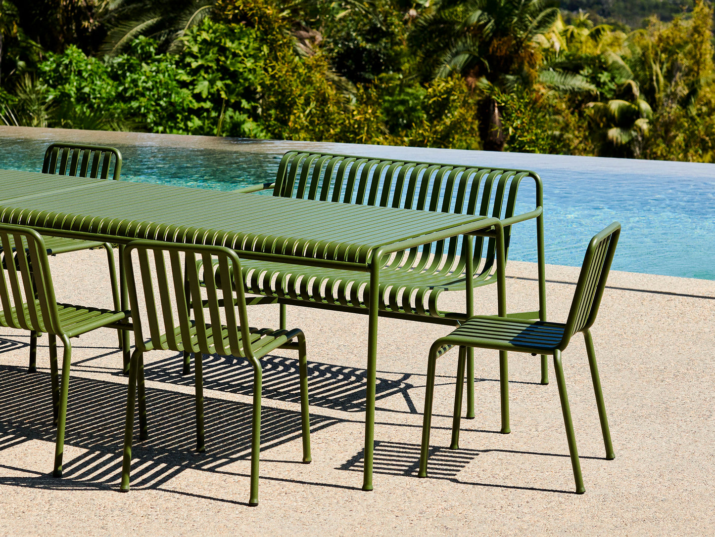 Two Palissade Table 160 cm joined with a shared leg in Olive