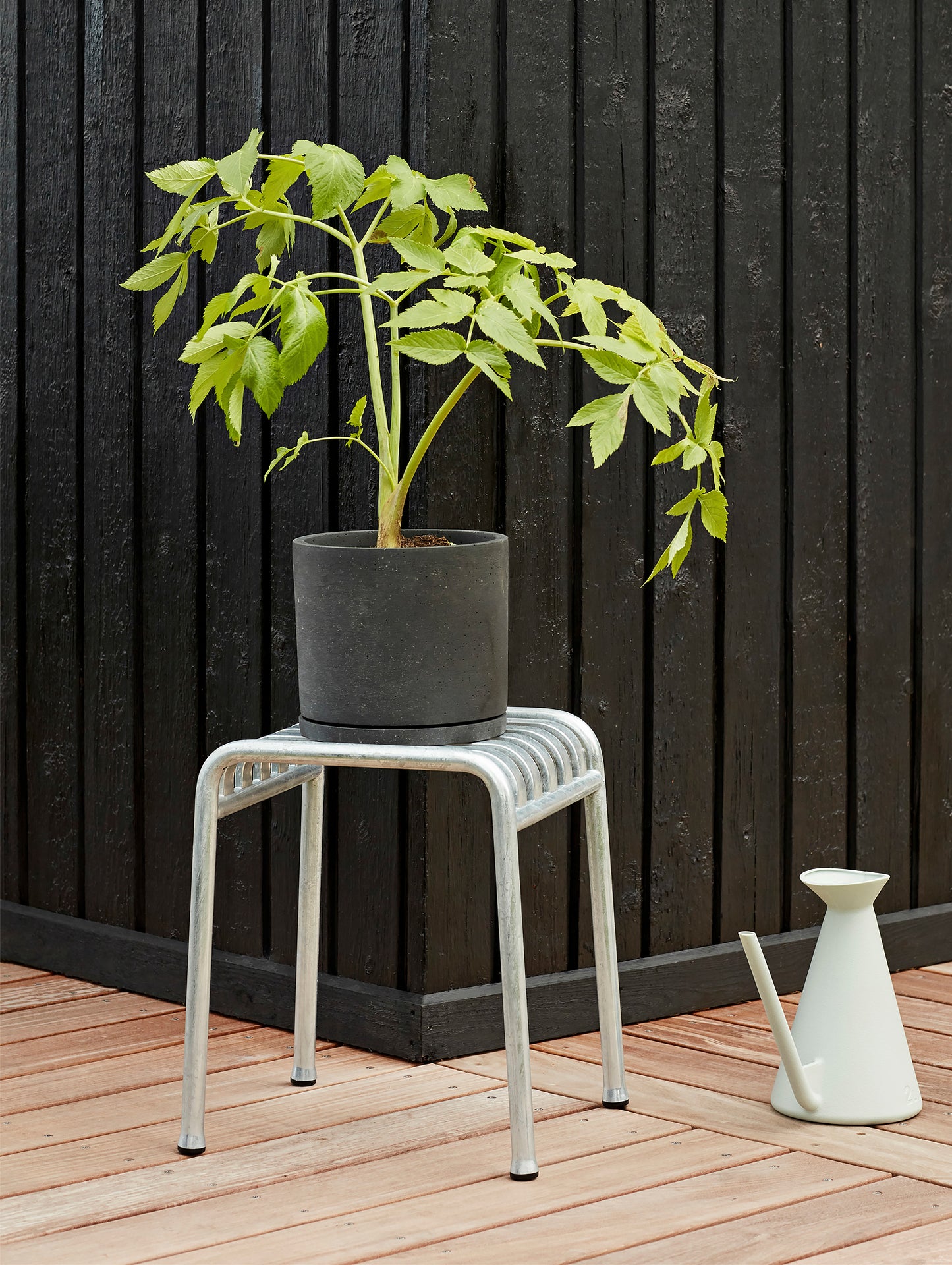 HAY Palissade Stool - Galvanised