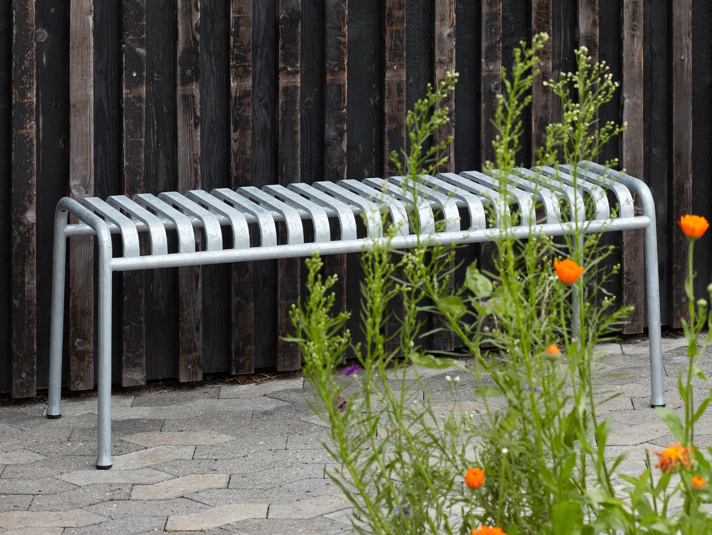 HAY Palissade Bench - Hot Galvanised