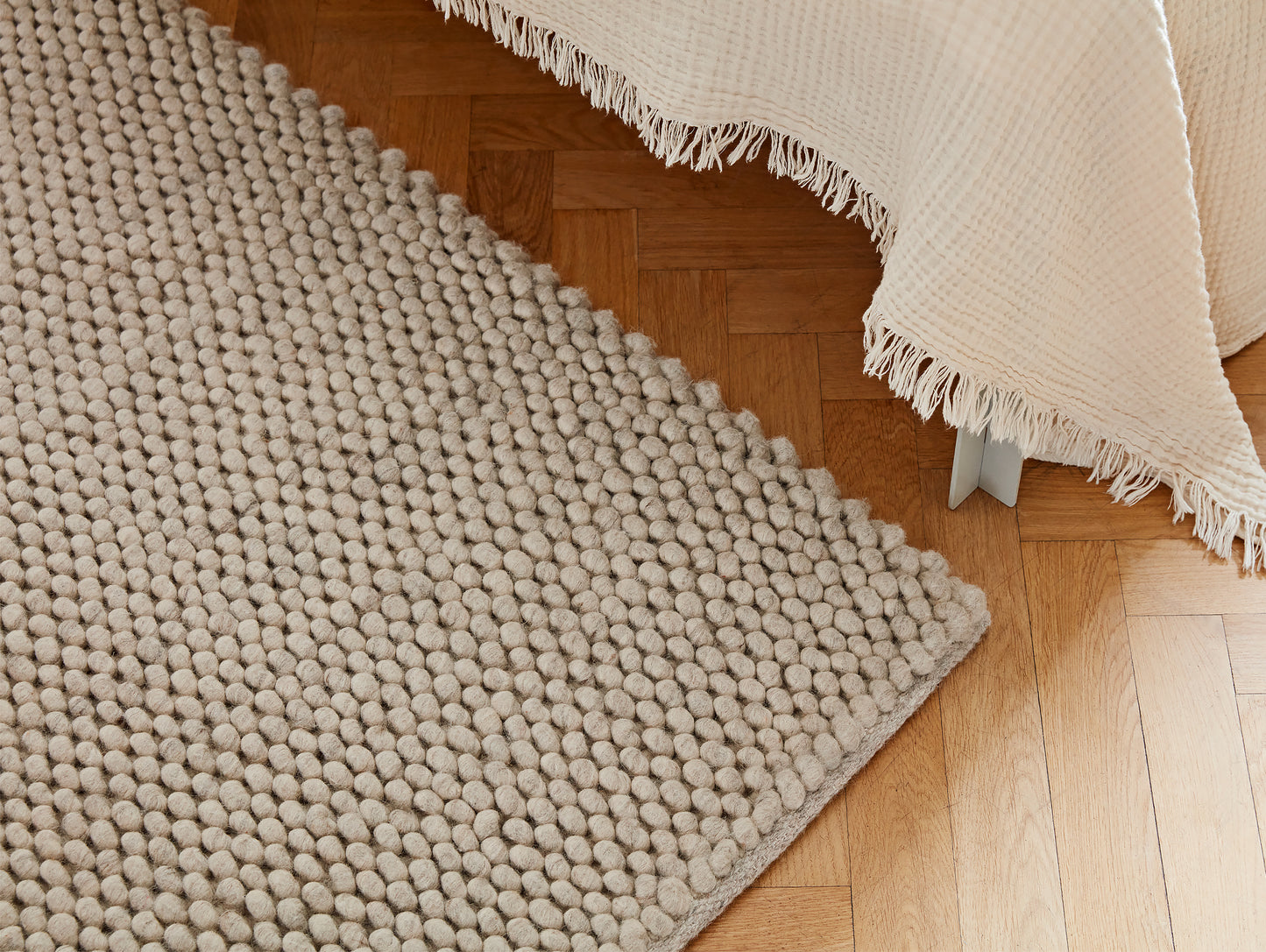 HAY Peas Rug - Soft Grey