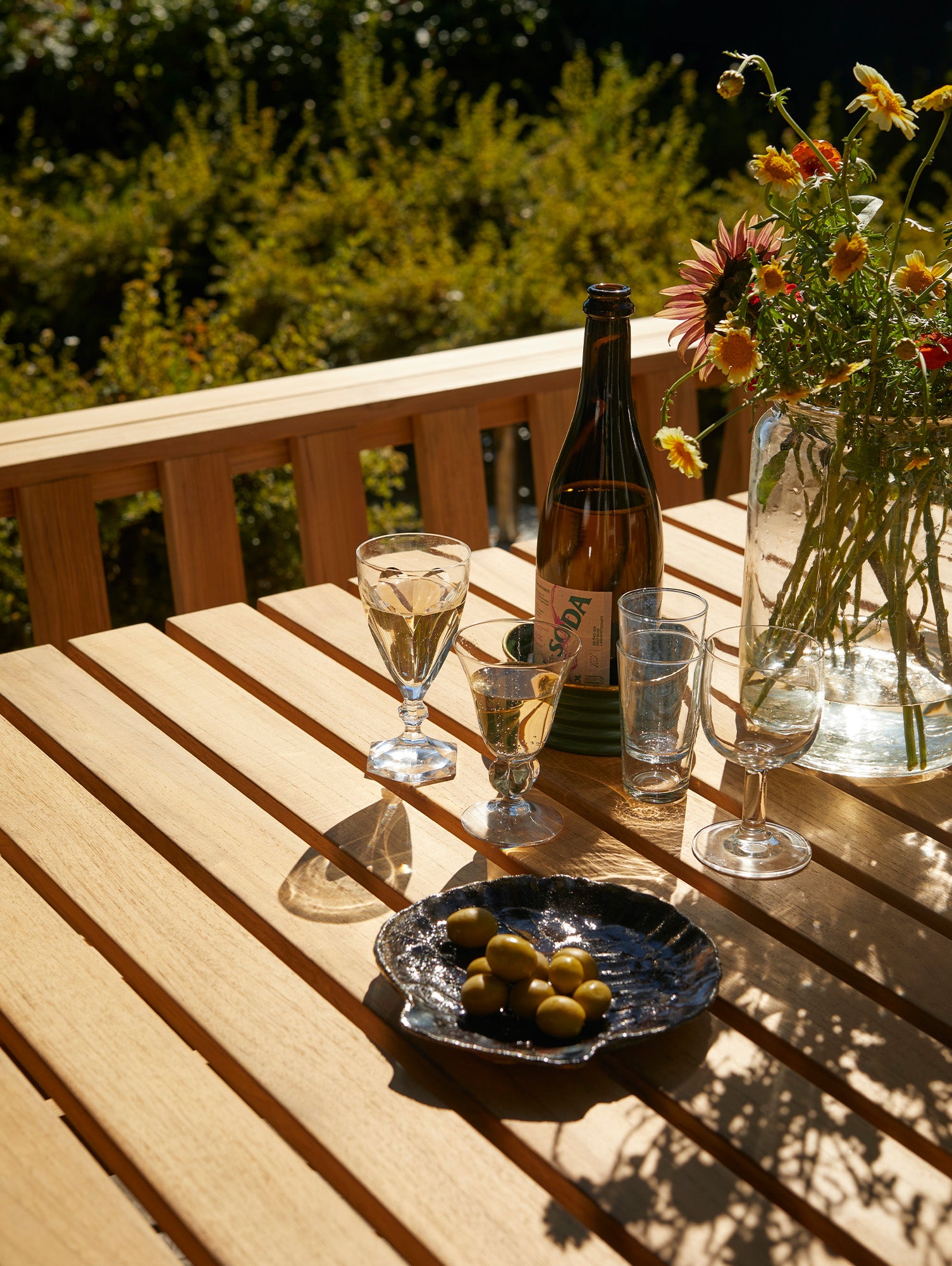 Cadence Table by Fritz Hansen