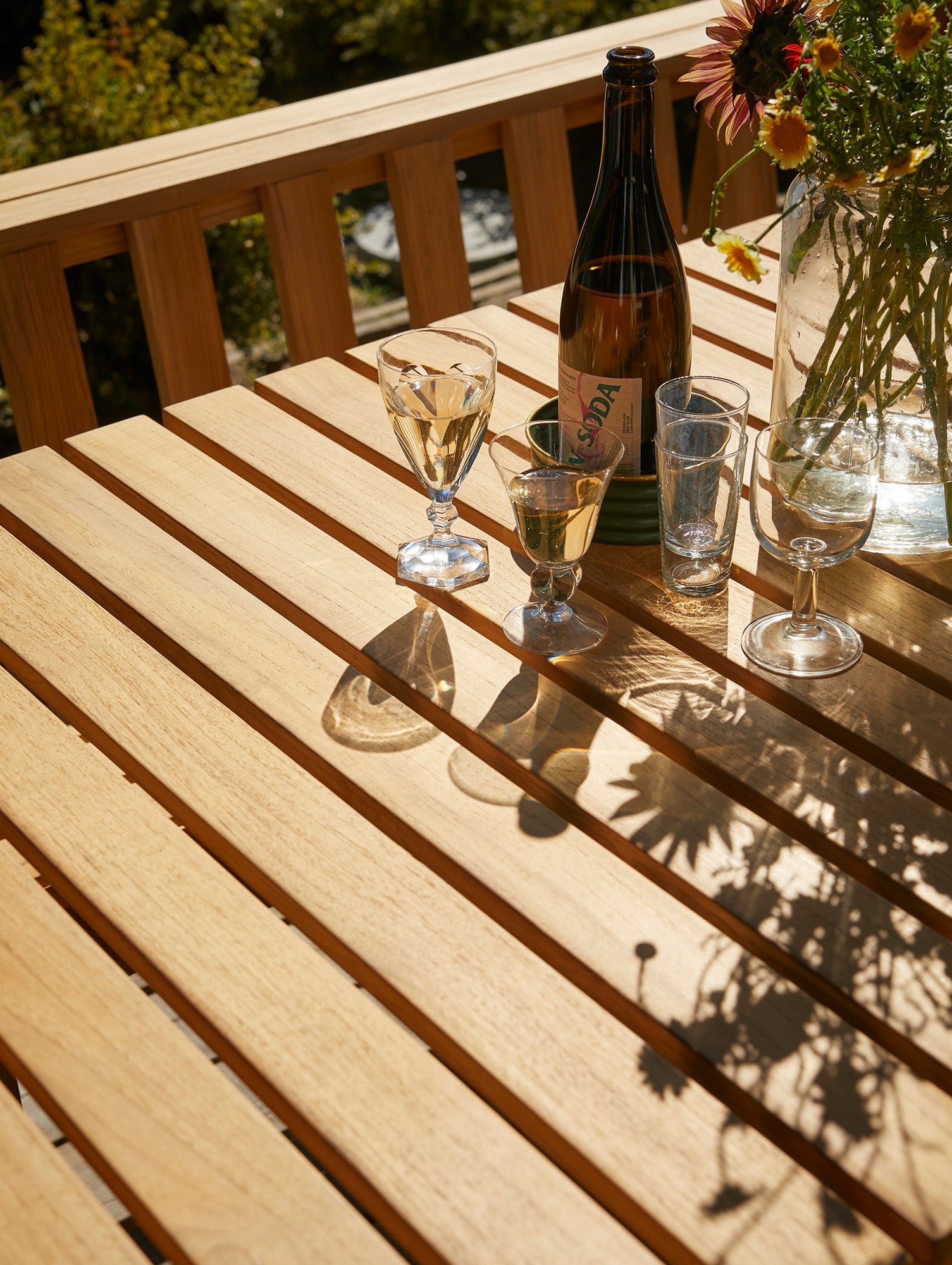 Cadence Table by Fritz Hansen