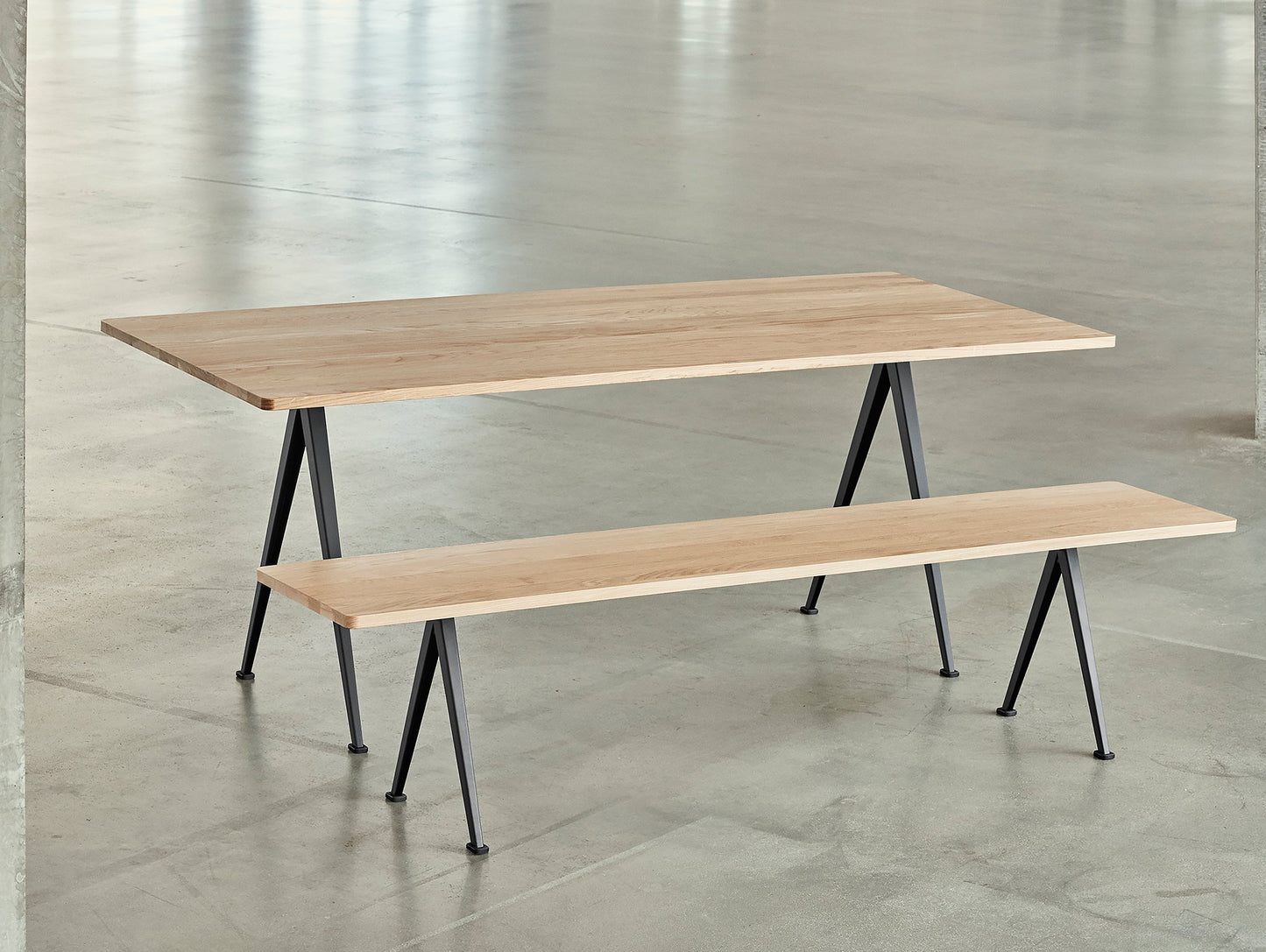 Pyramid Bench 12