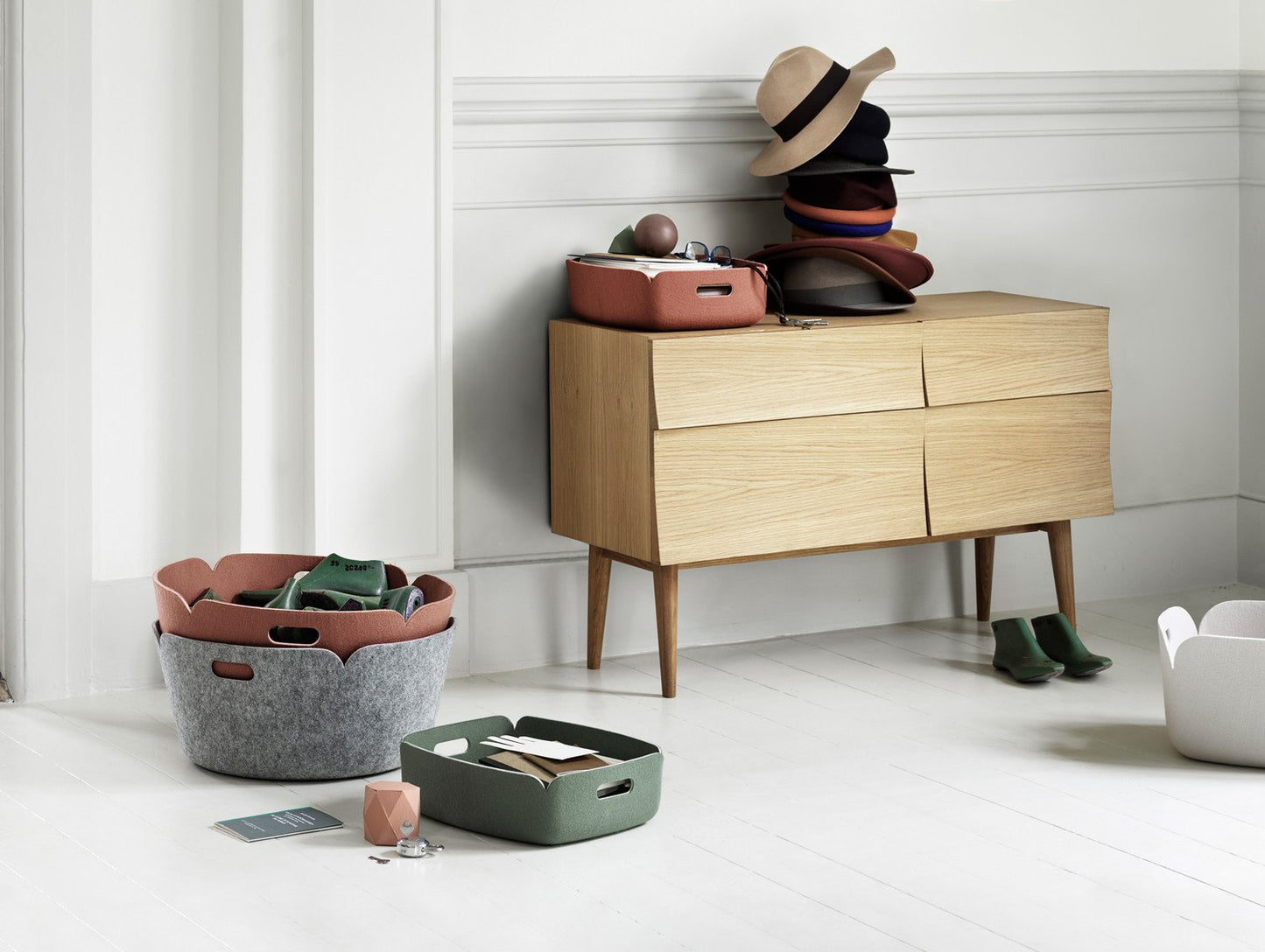 Reflect Sideboard by Muuto - Small / Oak
