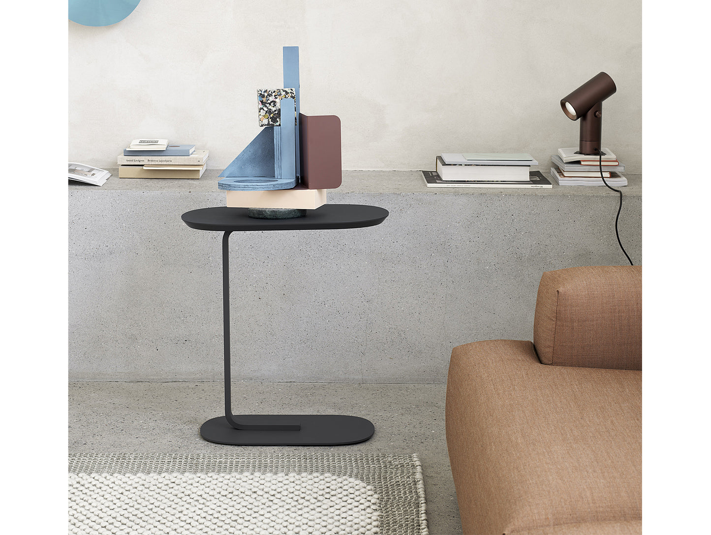 Black Relate Side Table by Muuto
