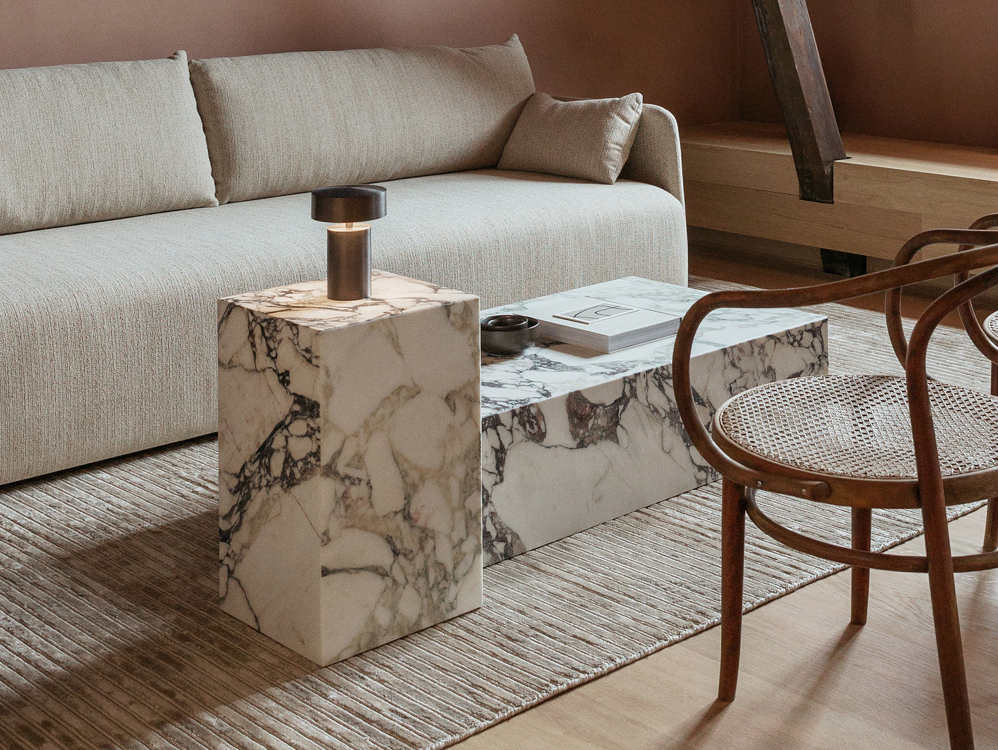 Plinth Tall - Rose Calacatta Viola Marble - Menu