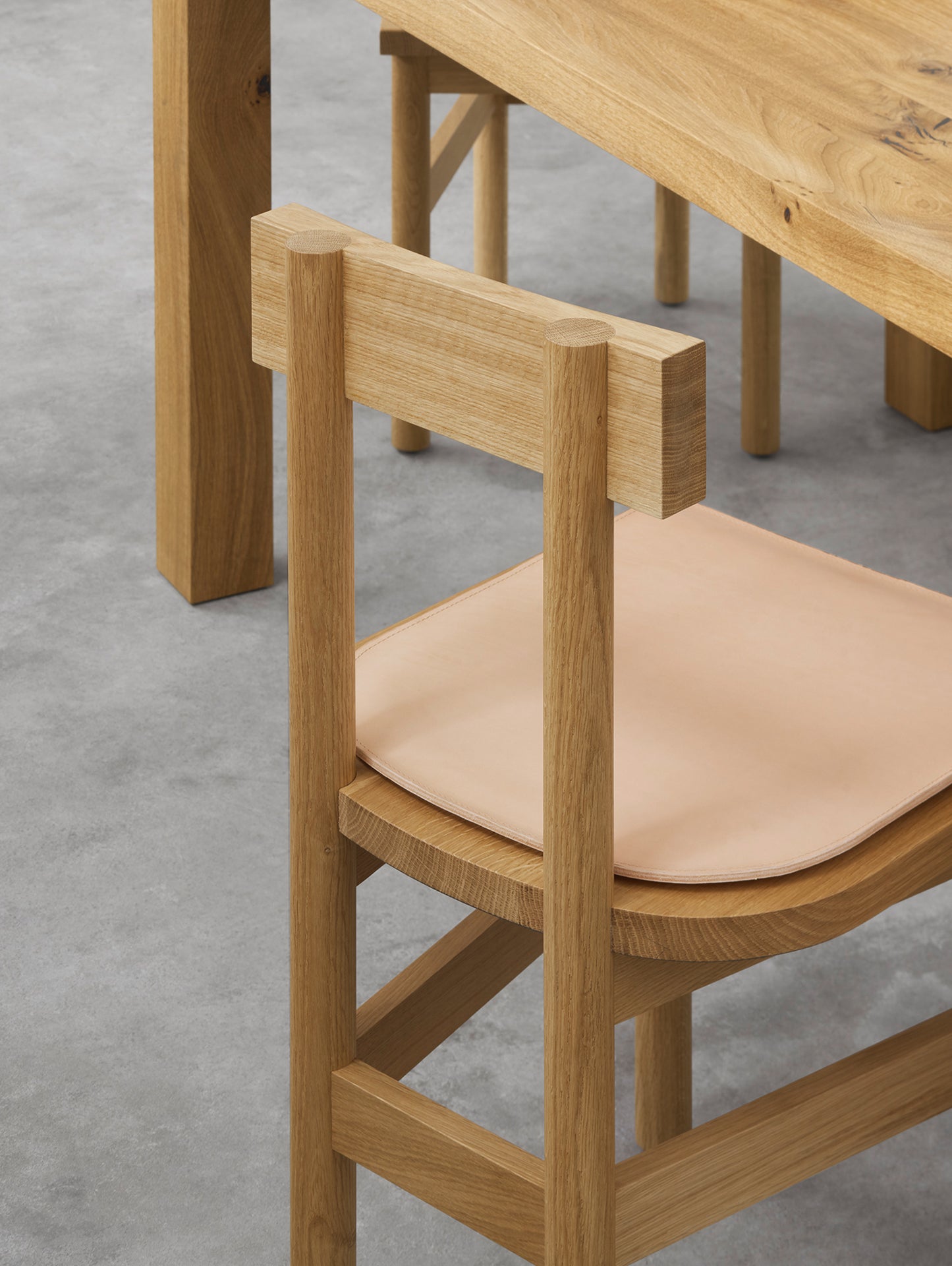 SX01 Gamar Chair by e15 - Clear Lacquered Oak