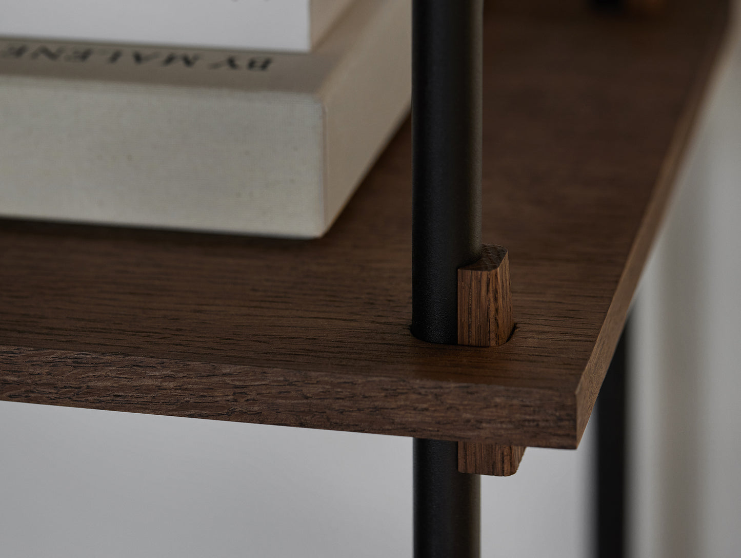 Moebe Shelving System - S.200.2.A Set in Black / Smoked Oak