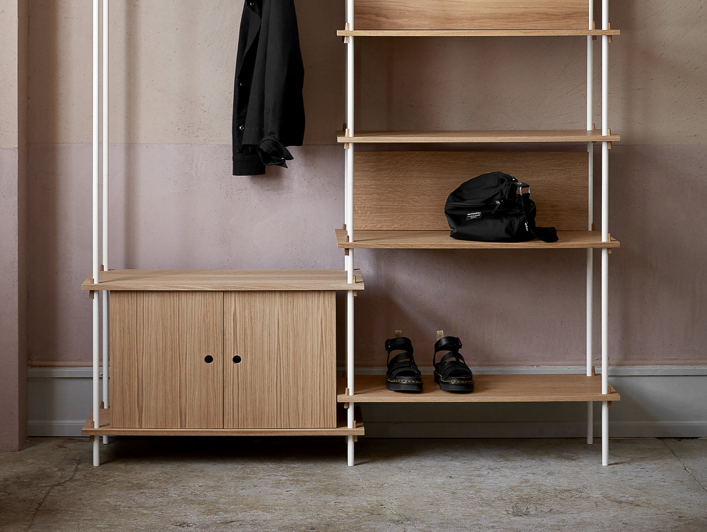 Moebe Shelving System - S.200.2.G Set in White / Oiled Oak